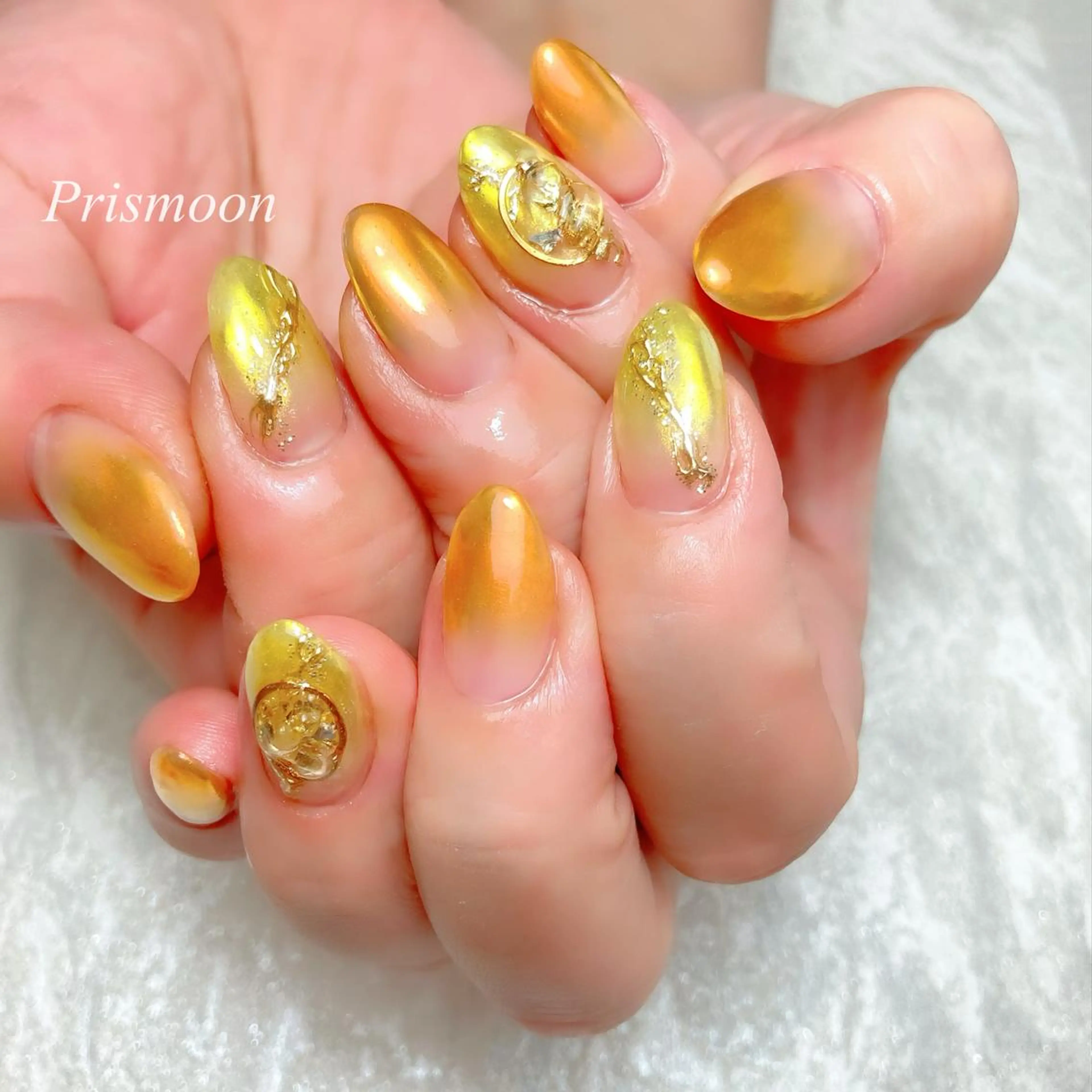 ネイル グラデーション ミラーネイル ニュアンスネイル Prismoon  Nail所属・Prismoon Nailのネイルデザイン