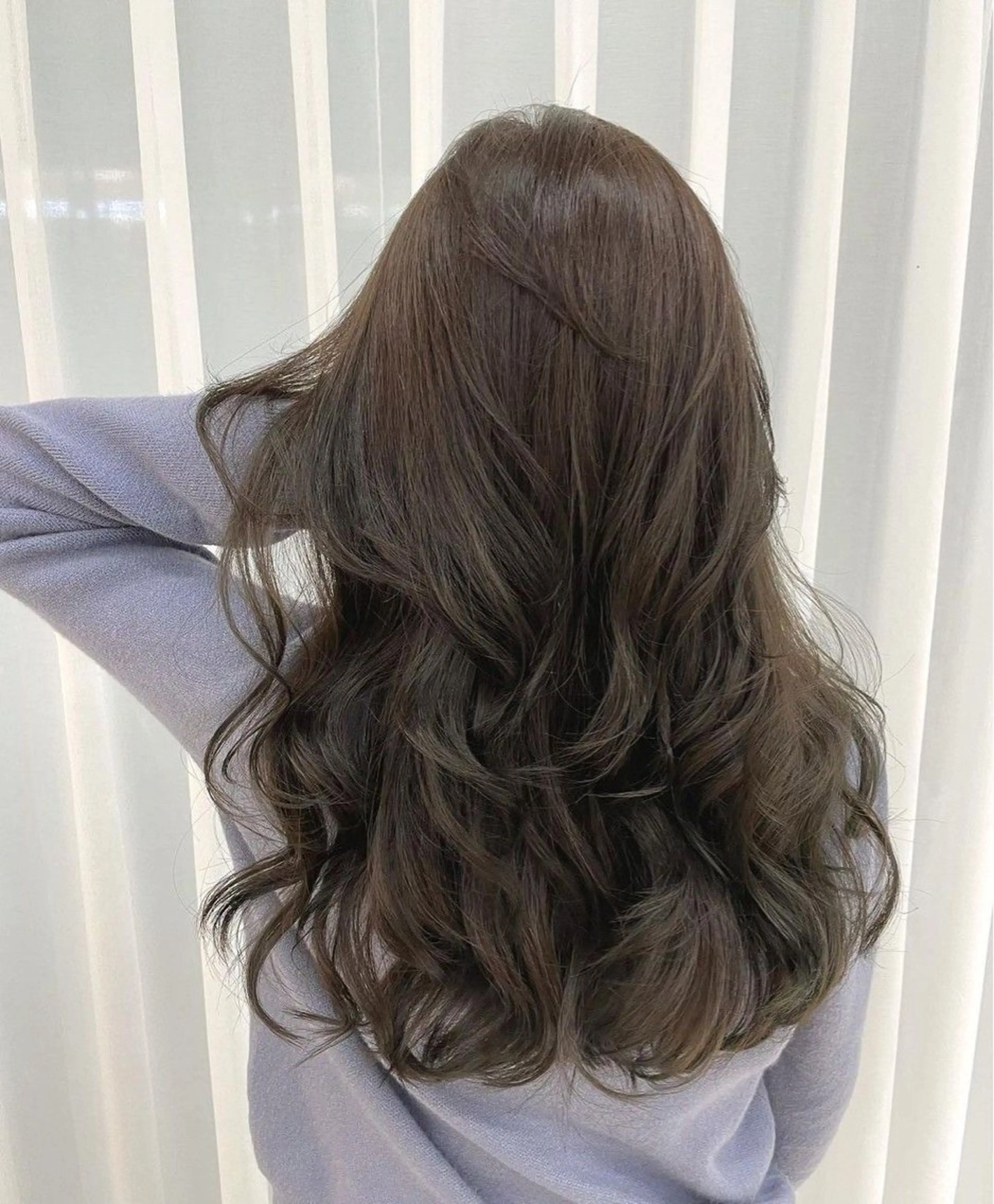 ロング パーマ ショートカット無料/ 小顔ショートのヘアスタイル