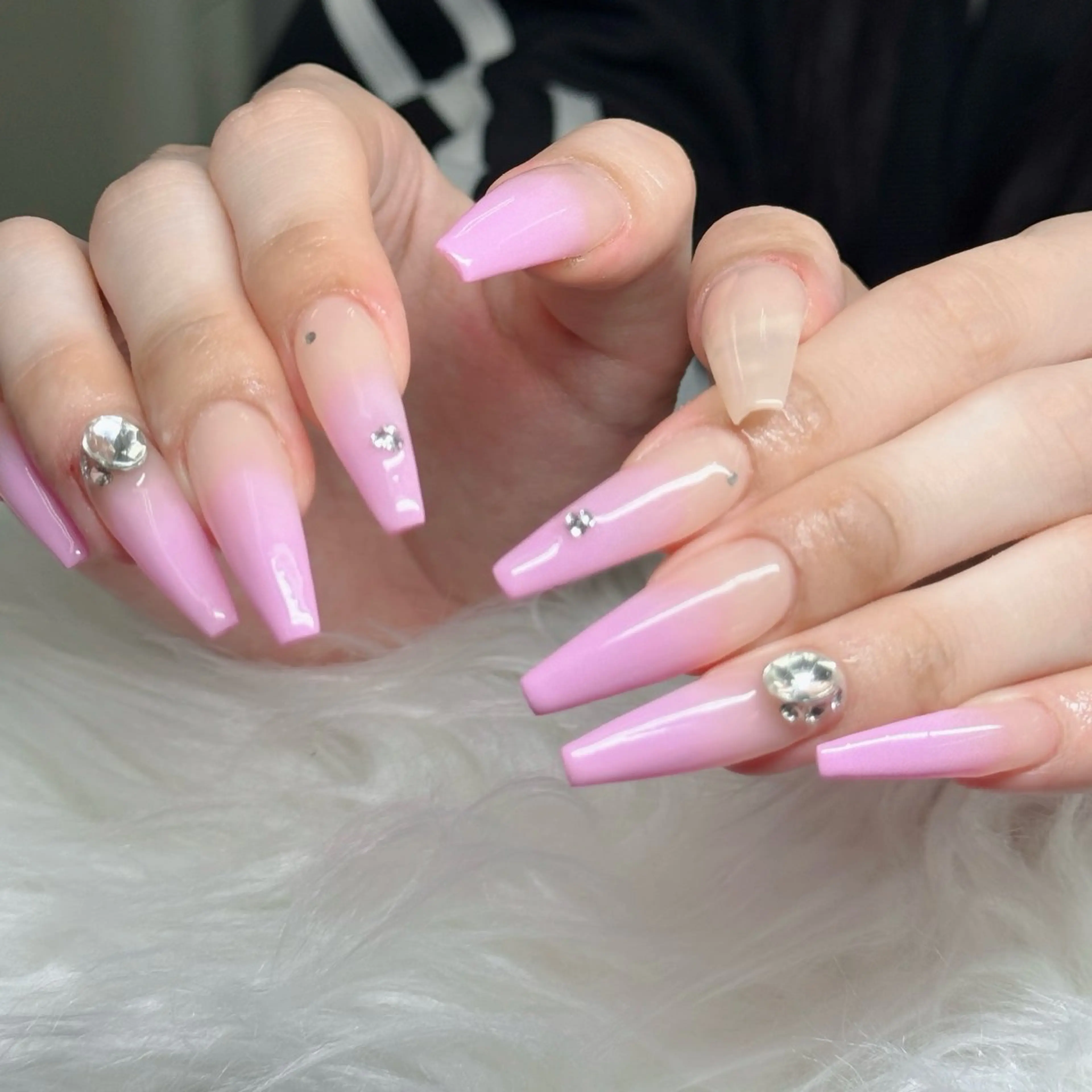 ネイル ロングネイル マグネットネイル リボン 夏ネイル スーパーロングネイル ハンドネイル Hani nailsalonのネイルデザイン