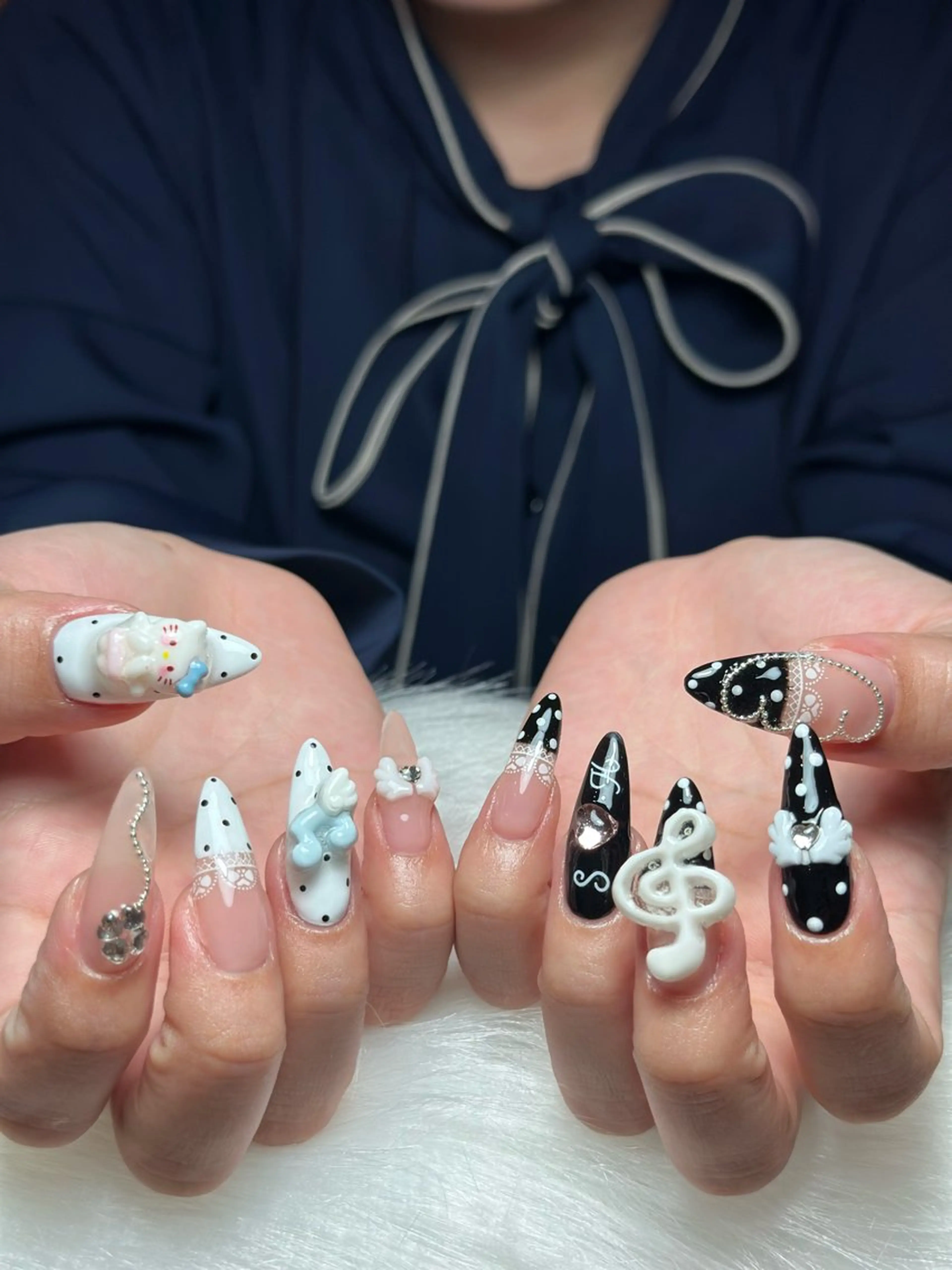 ネイル 韓国ネイル シンプルネイル ワンホンネイル ハンドネイル CoMo Nail Studio所属・CoMo Nailのネイルデザイン