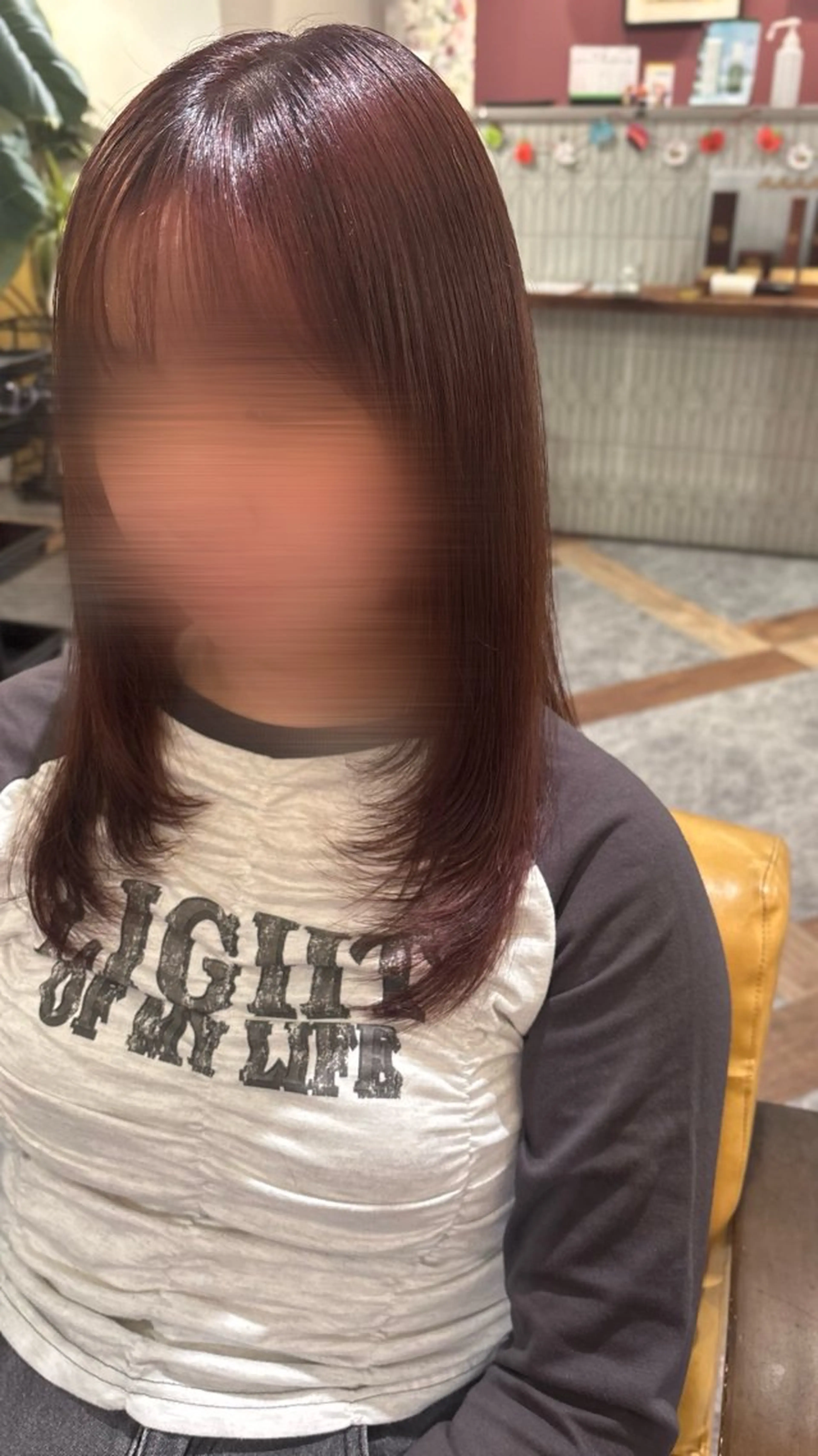 セミロング レイヤーカット moon所属・平出 千尋のヘアスタイル