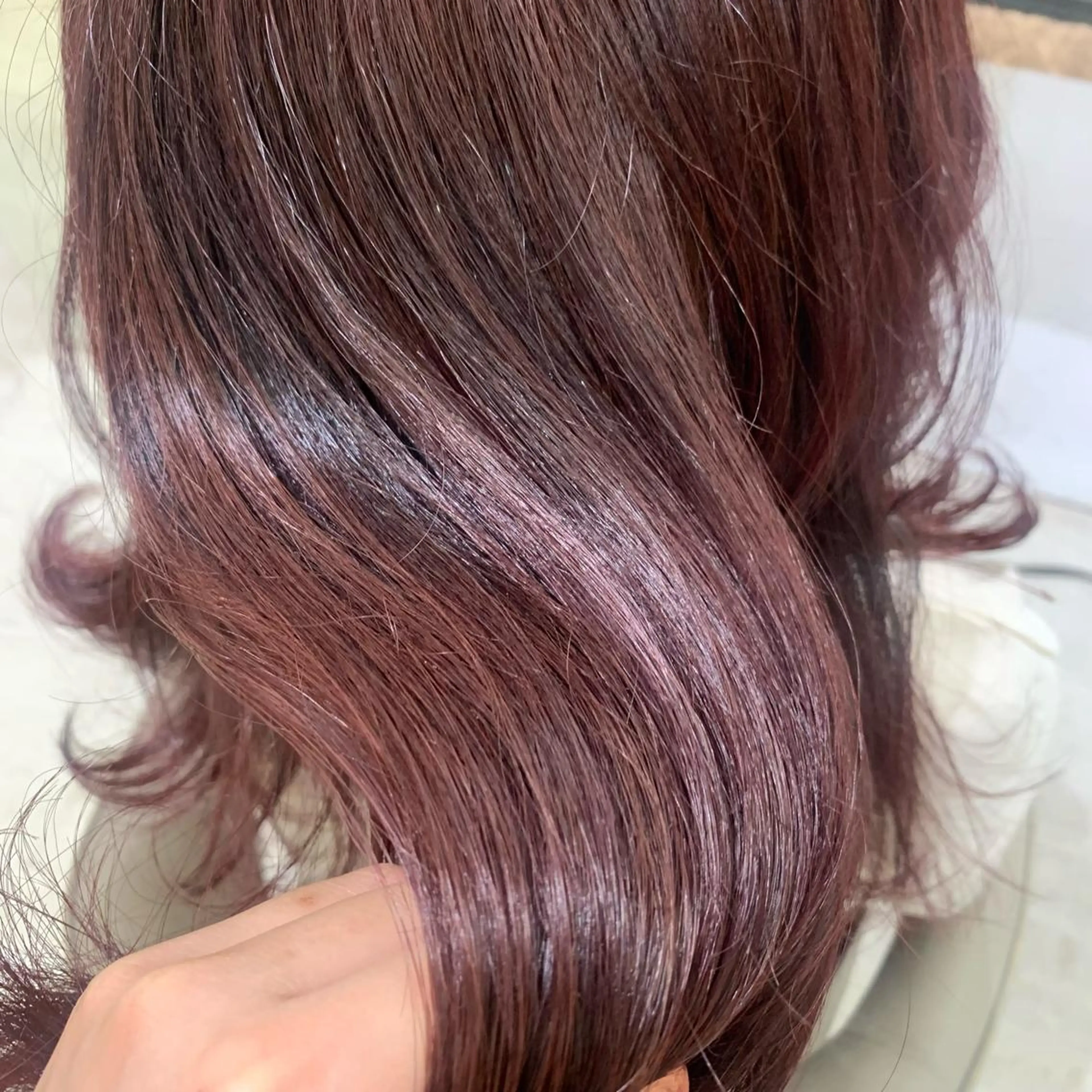 ロング パーマ ヘアアレンジ メンズ キッズ ネイル マツエク・マツパ アイブロウ 顔周りcut/ 艶ワンカラー♥ちさきのヘアスタイル