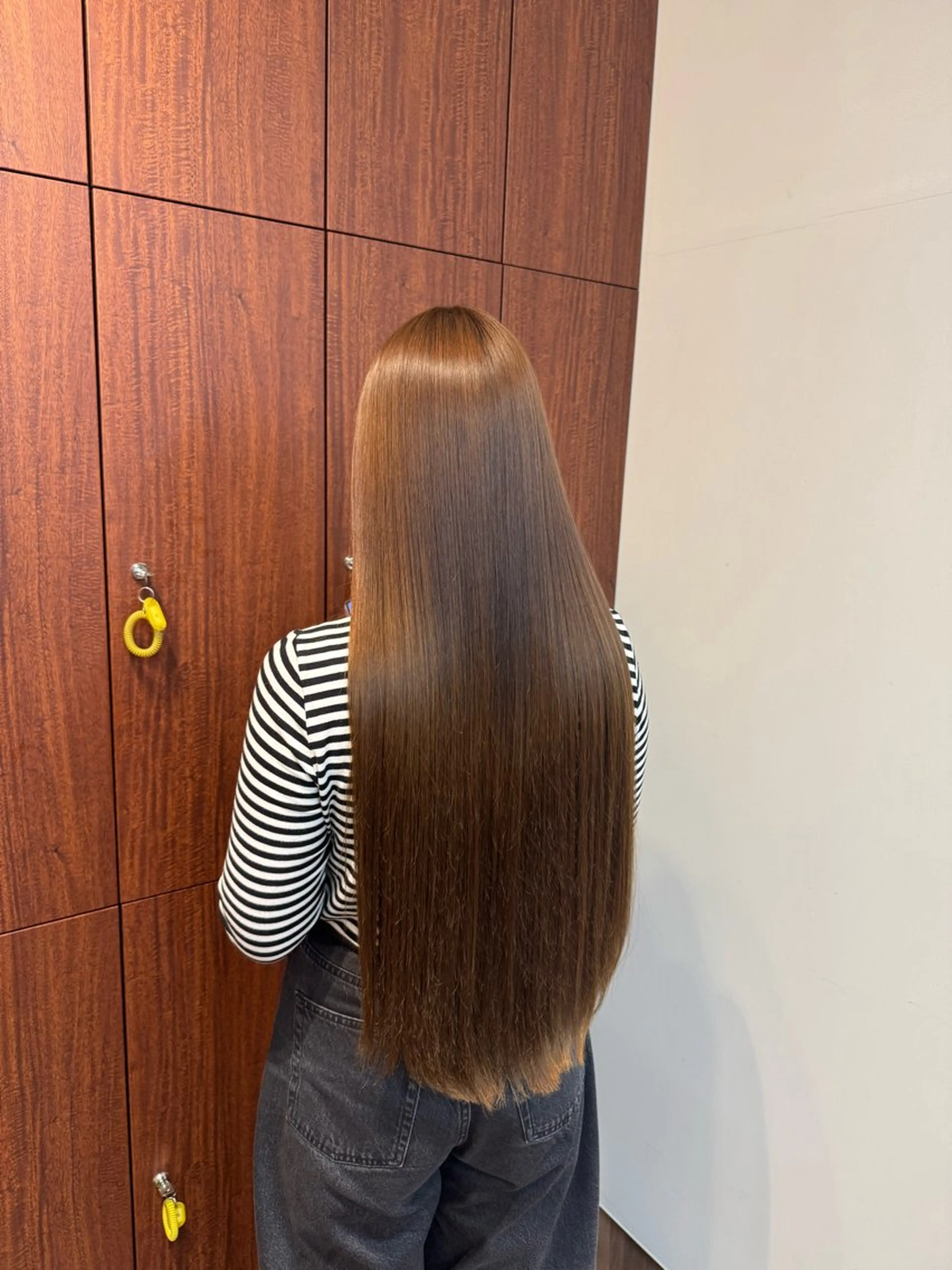 ロング トリートメント 艶カラー 内部補修のヘアスタイル