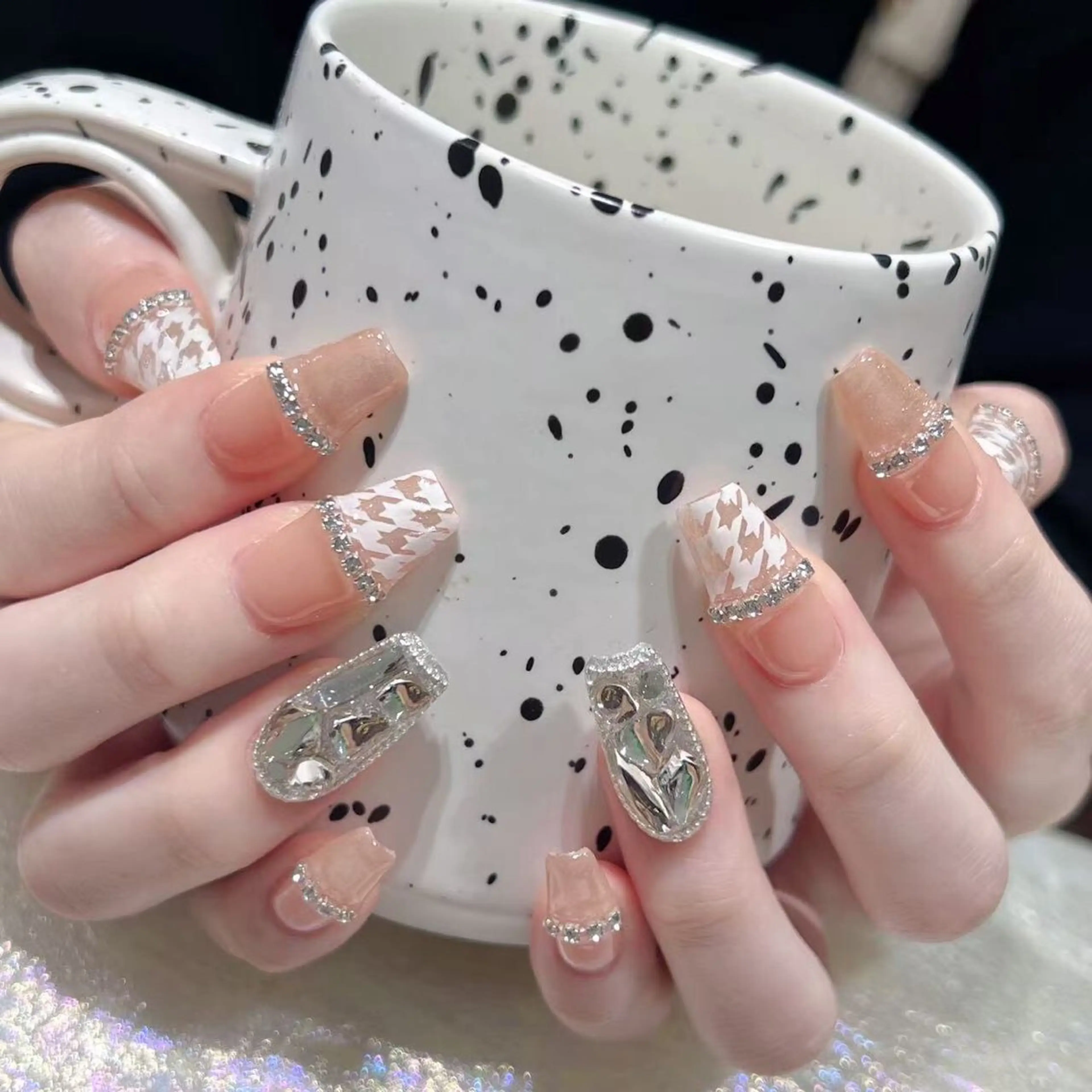 ネイル ハンドネイル Queens 新宿本店のネイルデザイン