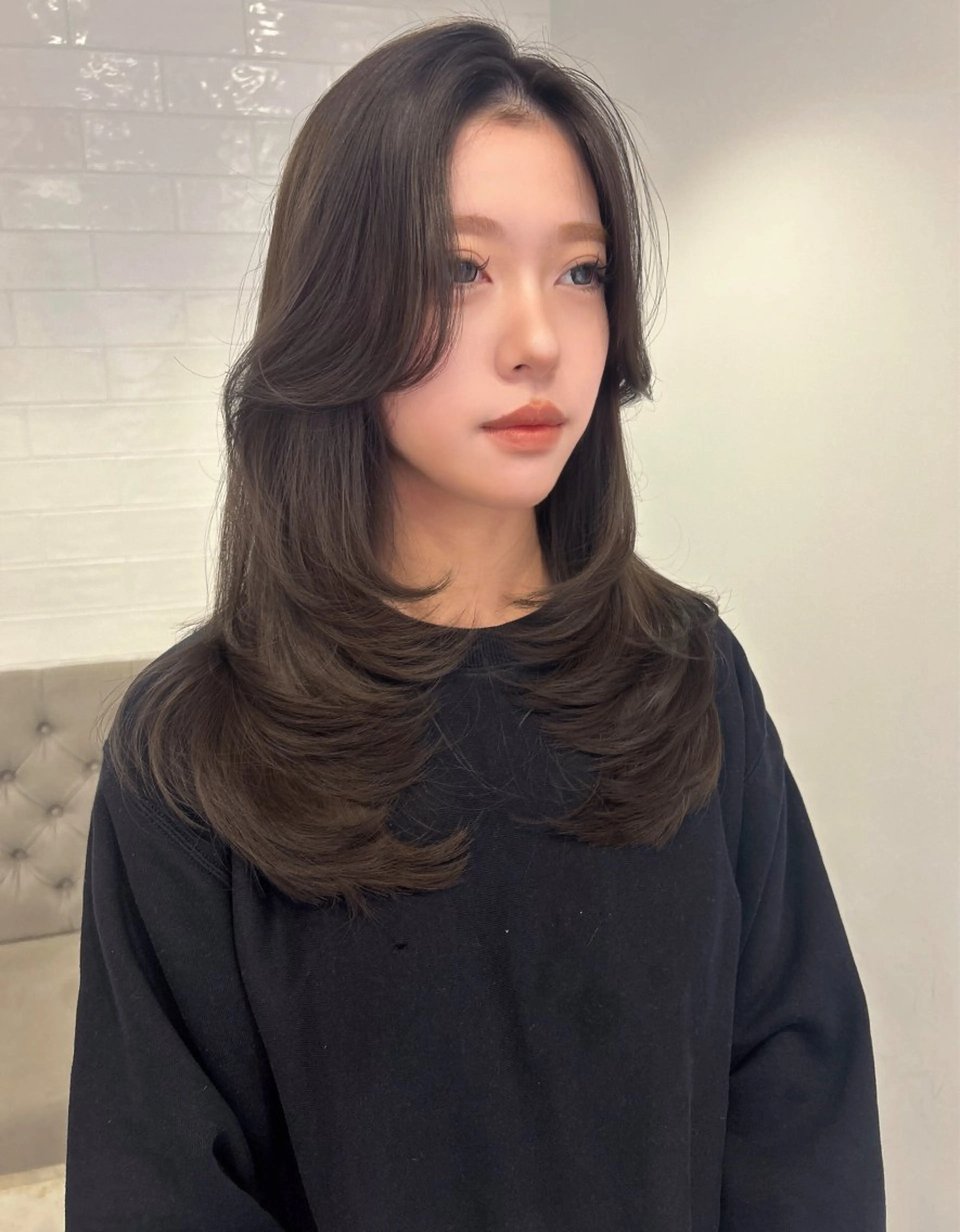 ロング かきあげバング カット ヘアカラー トリートメント レイヤーカット/長岡 グレージュ/マユ🎀のヘアスタイル