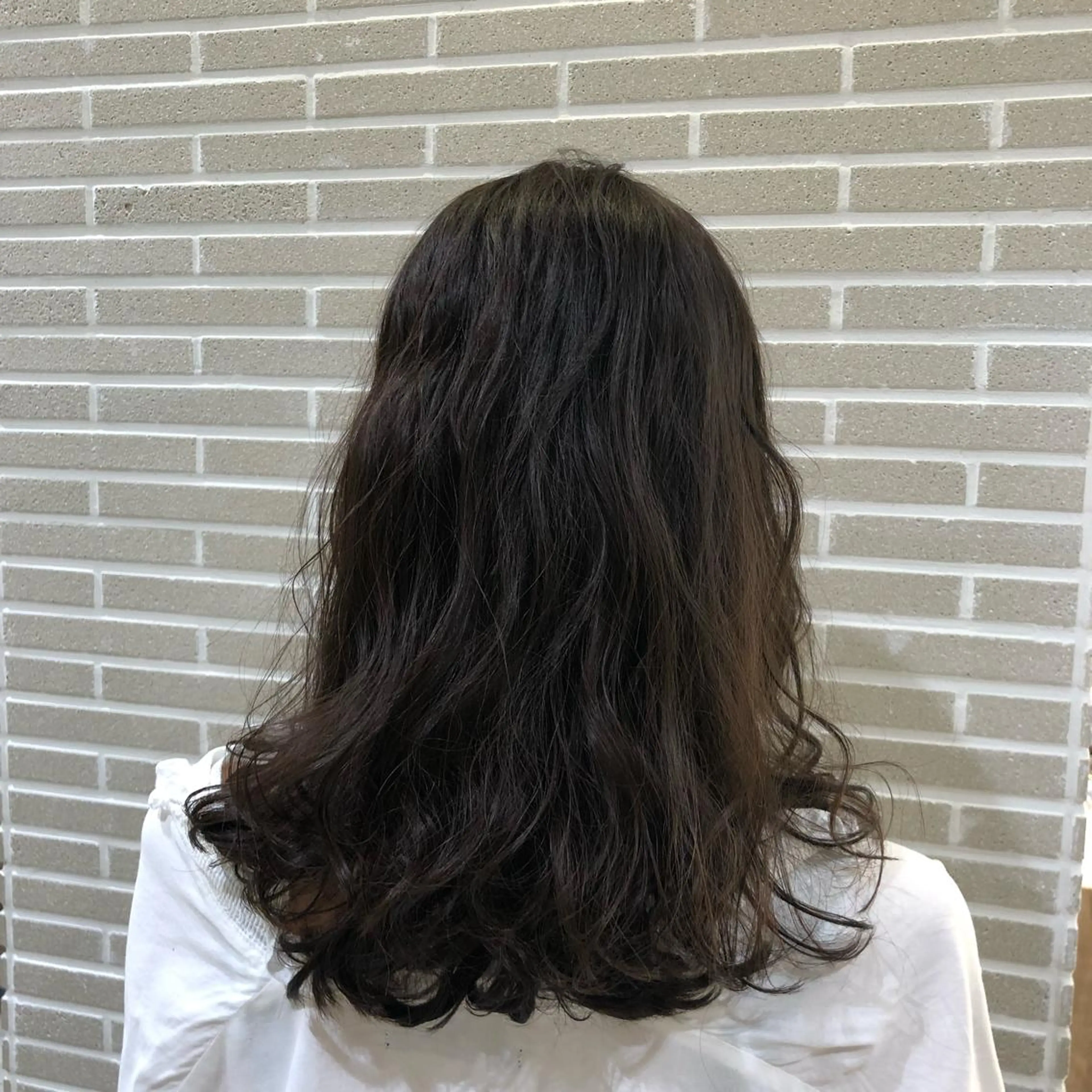
![ロング カラー ヘアアレンジ カット ヘアカラー トリートメント 山北 咲子のヘアスタイル