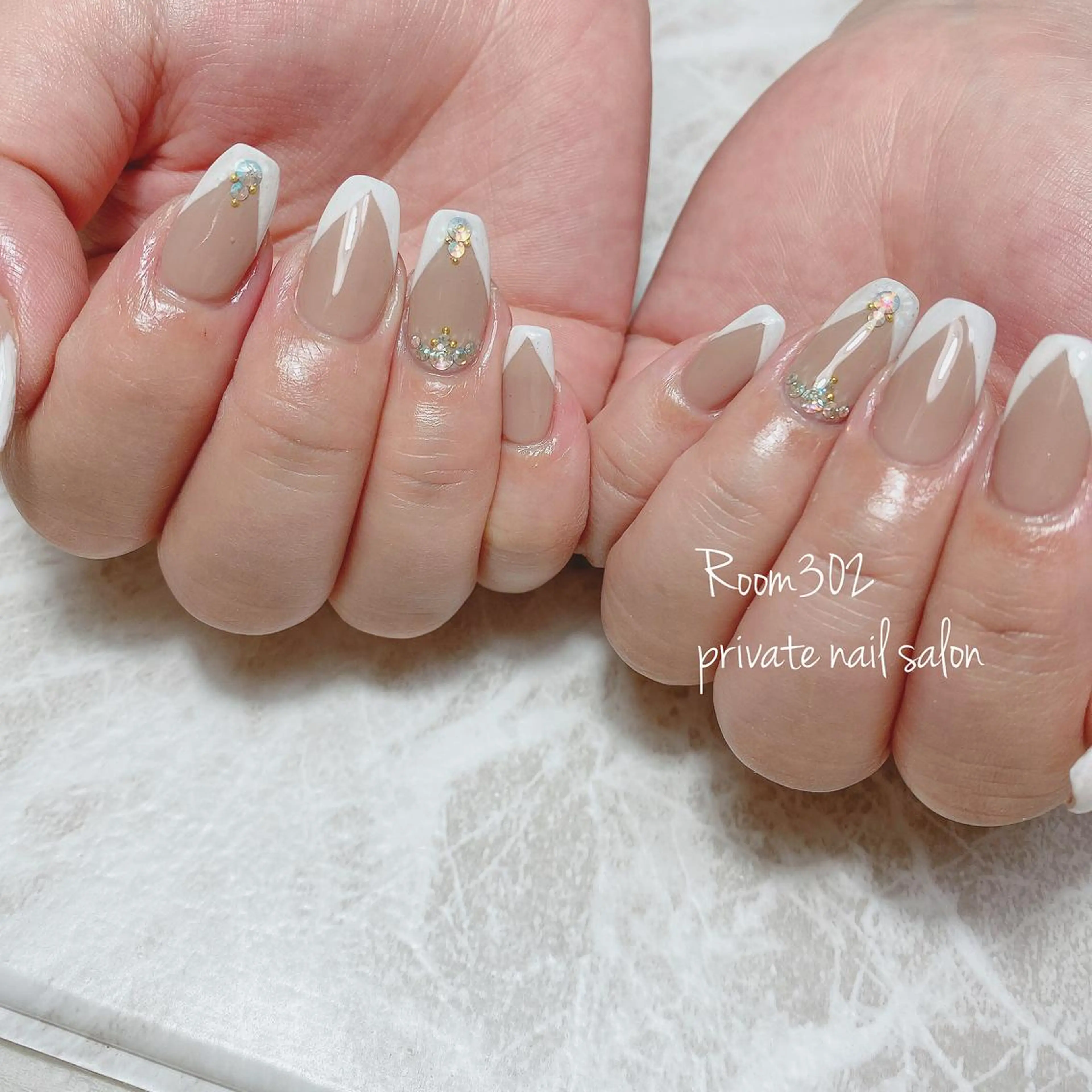 ネイル フレンチネイル Room 302のネイルデザイン
