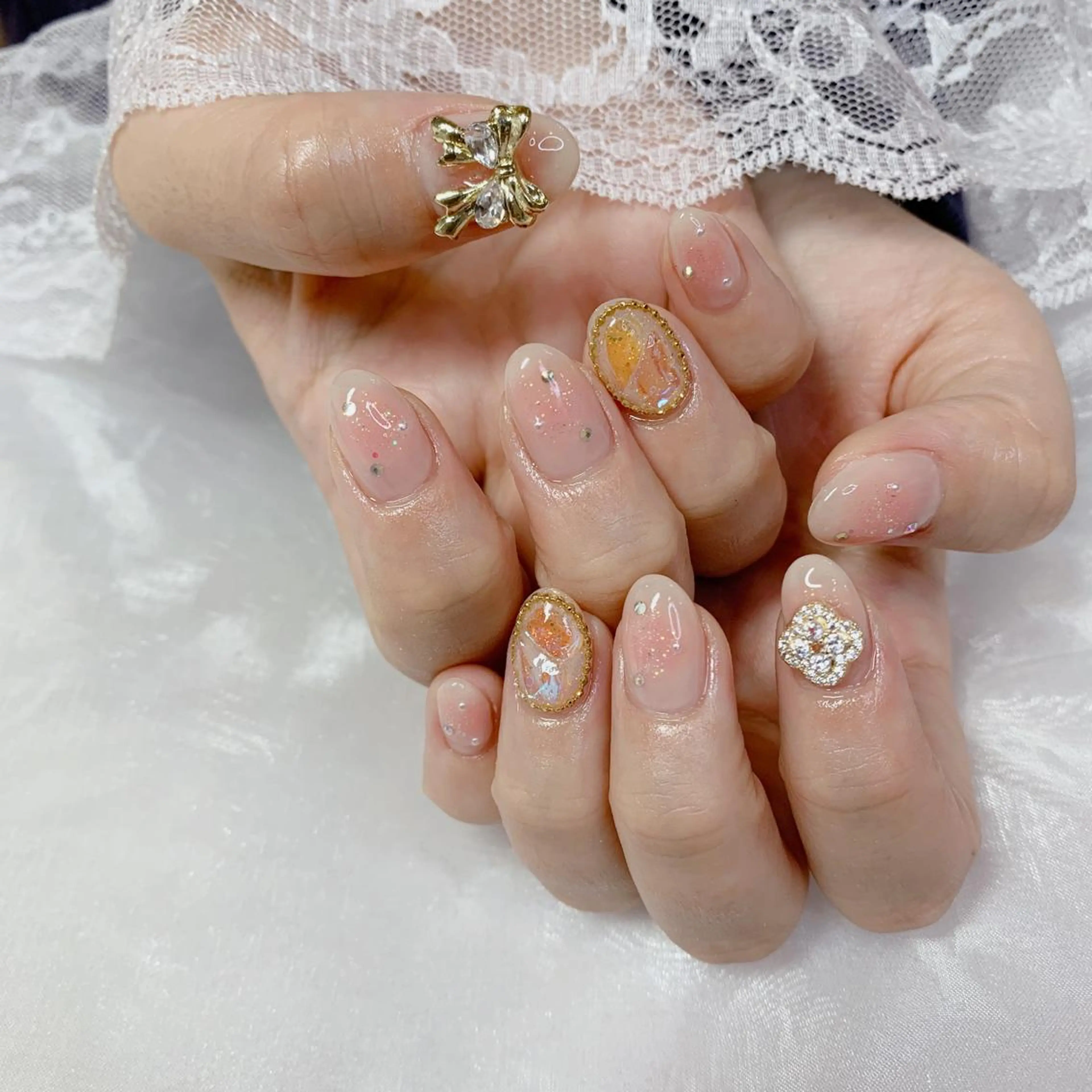 ネイル ハンドネイル La neige* yuki 🥯🍑のネイルデザイン