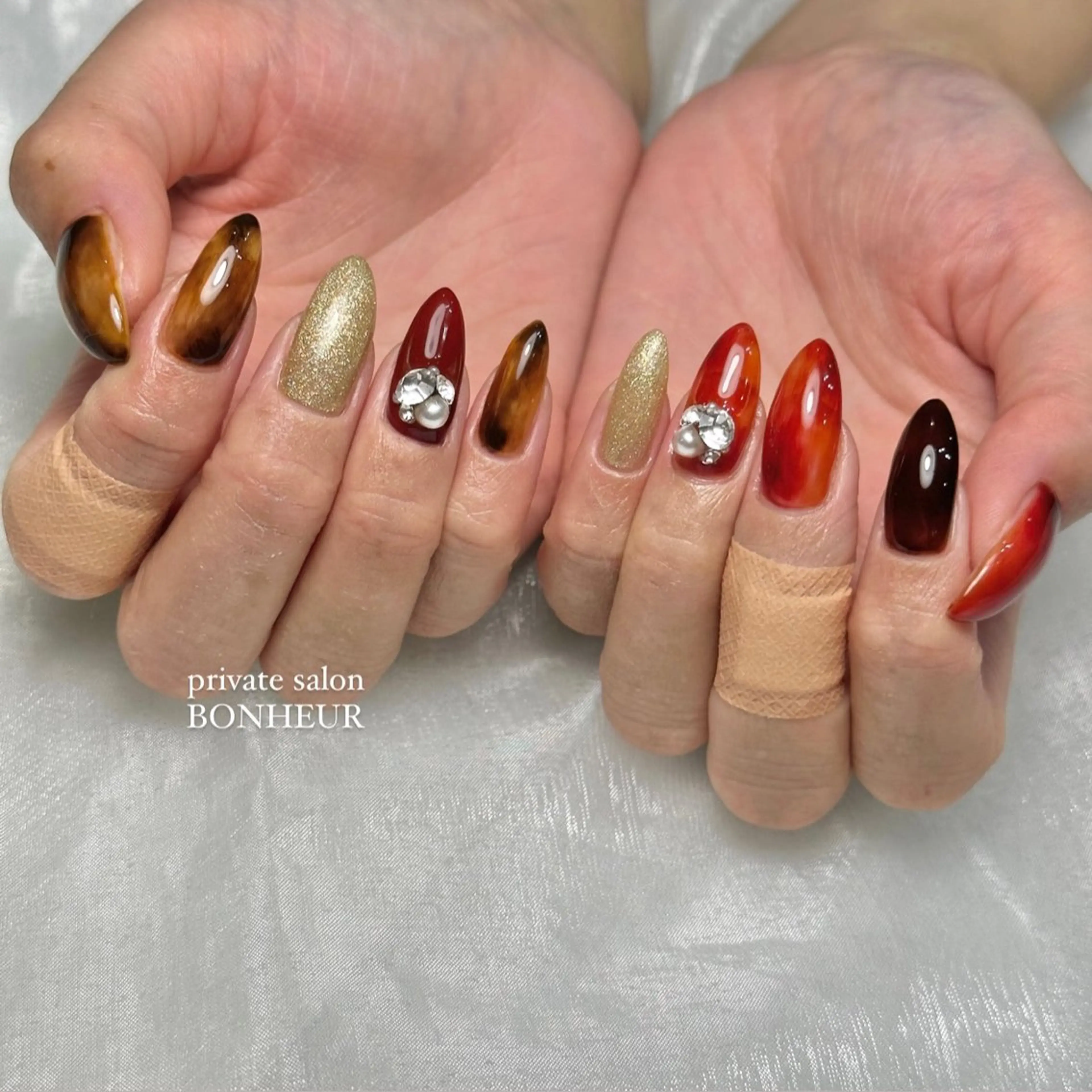 ネイル ハンドネイル BONHEUR Annaのネイルデザイン