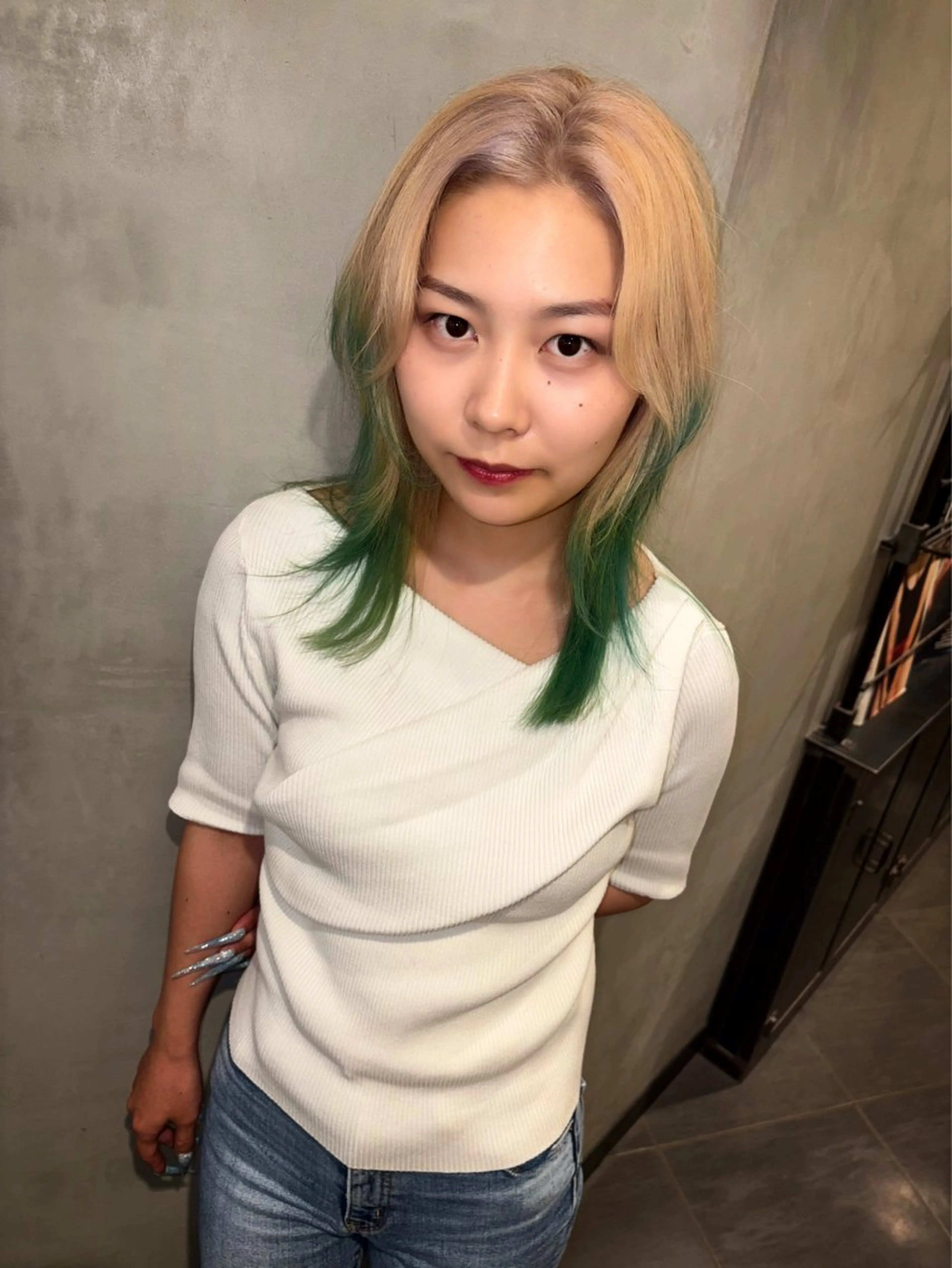 セミロング カラー ヘアカラー トリートメント 優 作のヘアスタイル