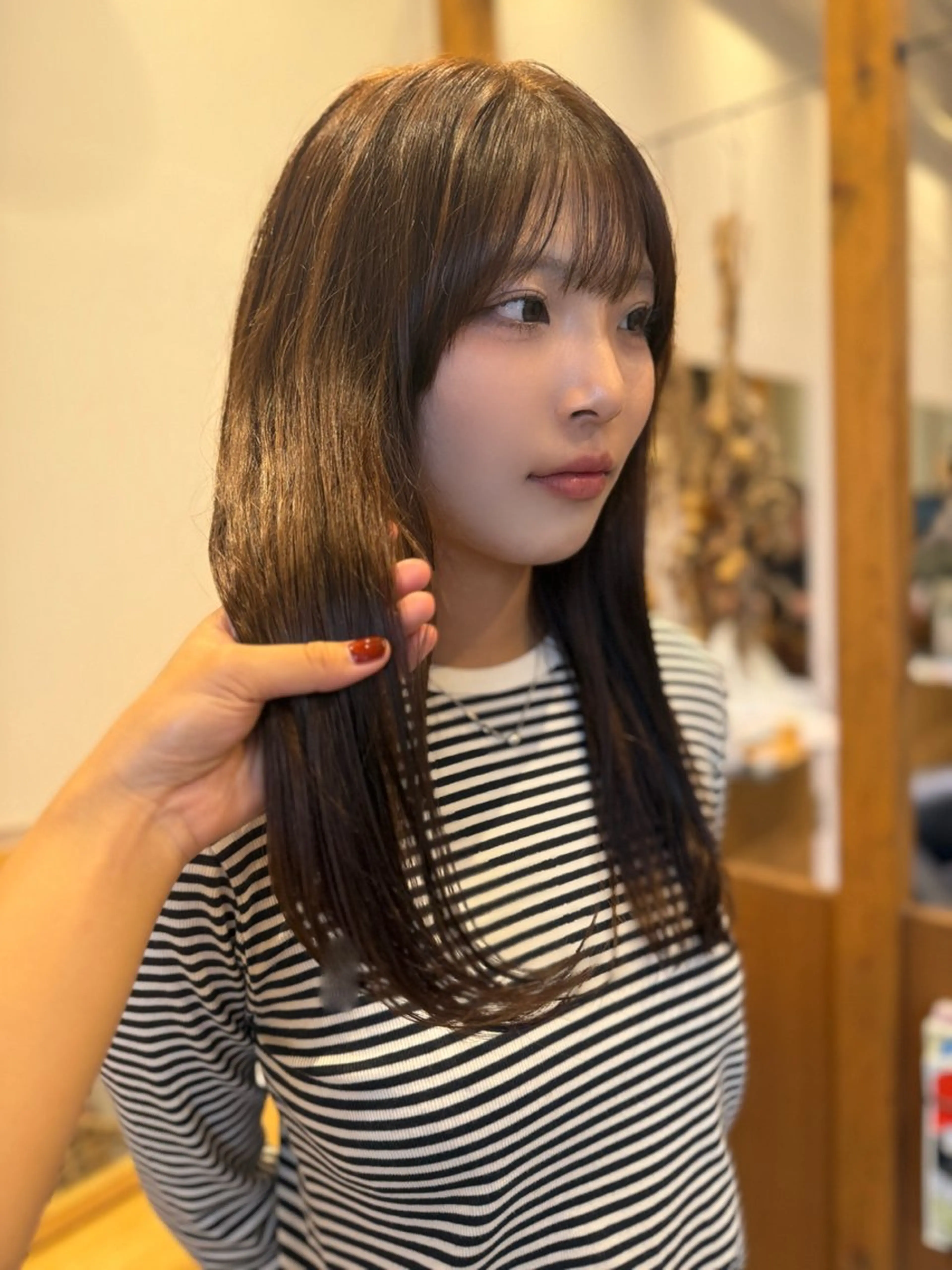 ロング カラー ヘアカラー ‎🤍江坂 ハヤシアヤナ‎🤍のヘアスタイル