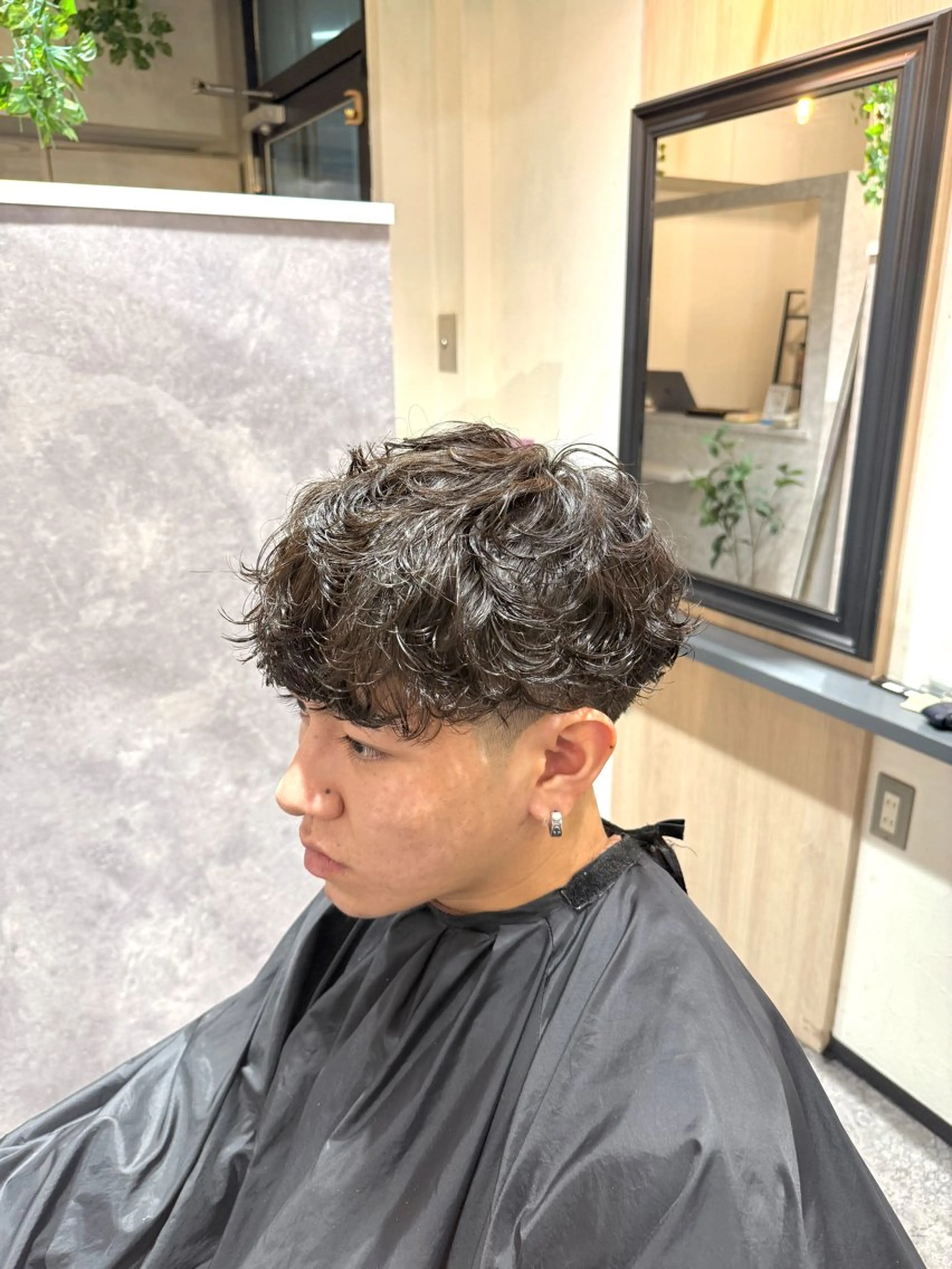 パーマ メンズ メンズパーマ シャドーパーマ カット パーマ 大倉山駅メンズヘア ヒダカミズキのヘアスタイル