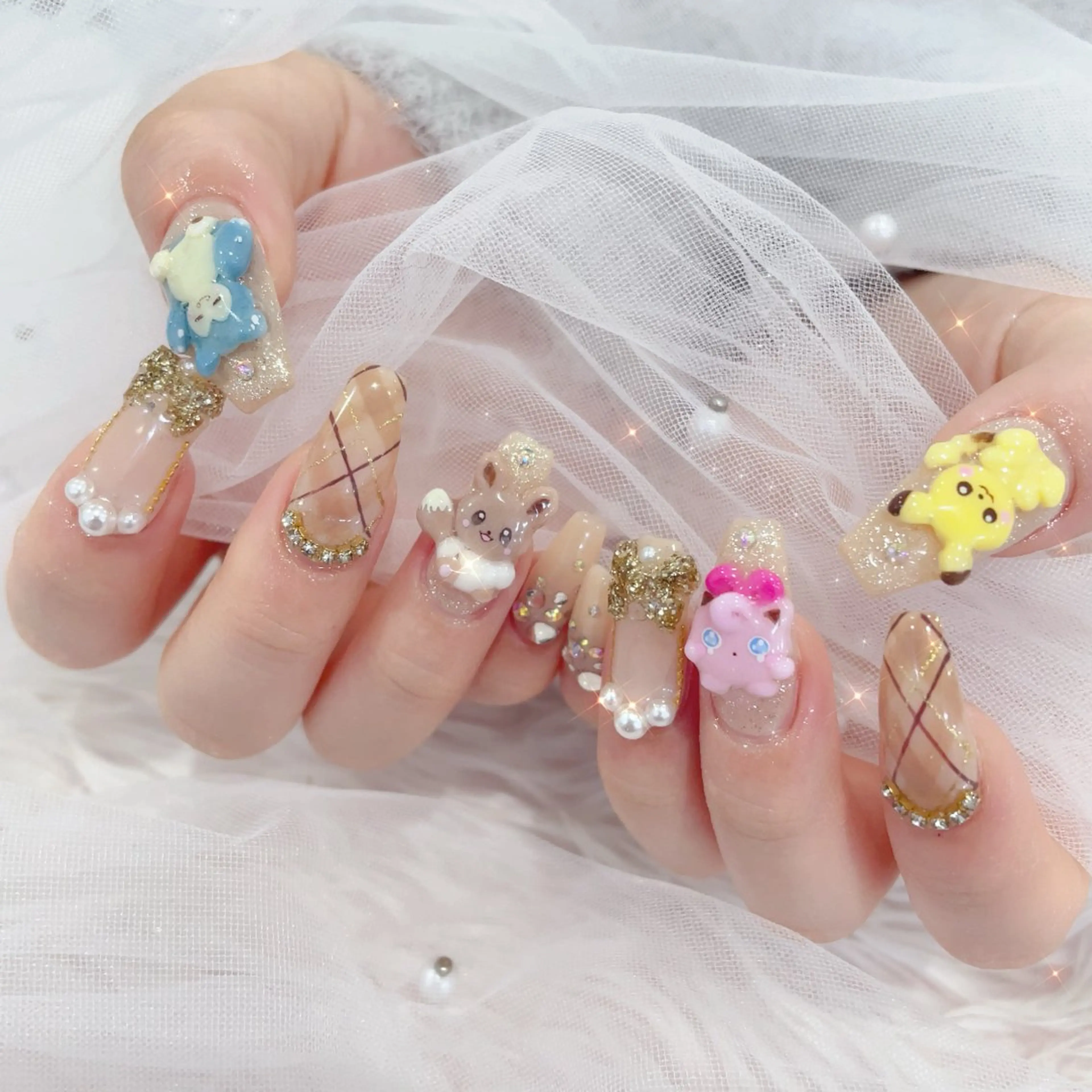 セミロング ハンドネイル cho nailのネイルデザイン