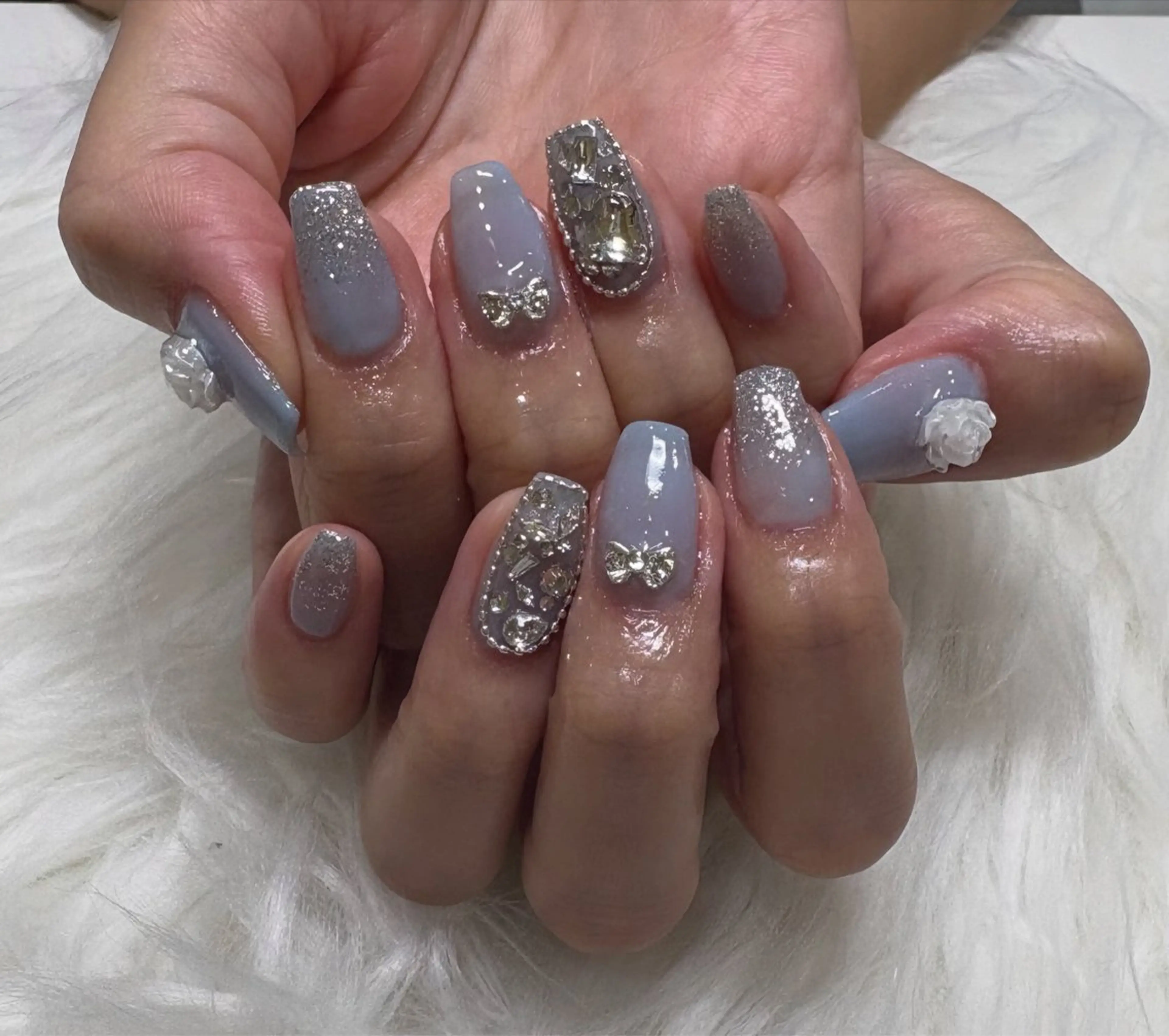 ネイル シオリ 🎀のネイルデザイン