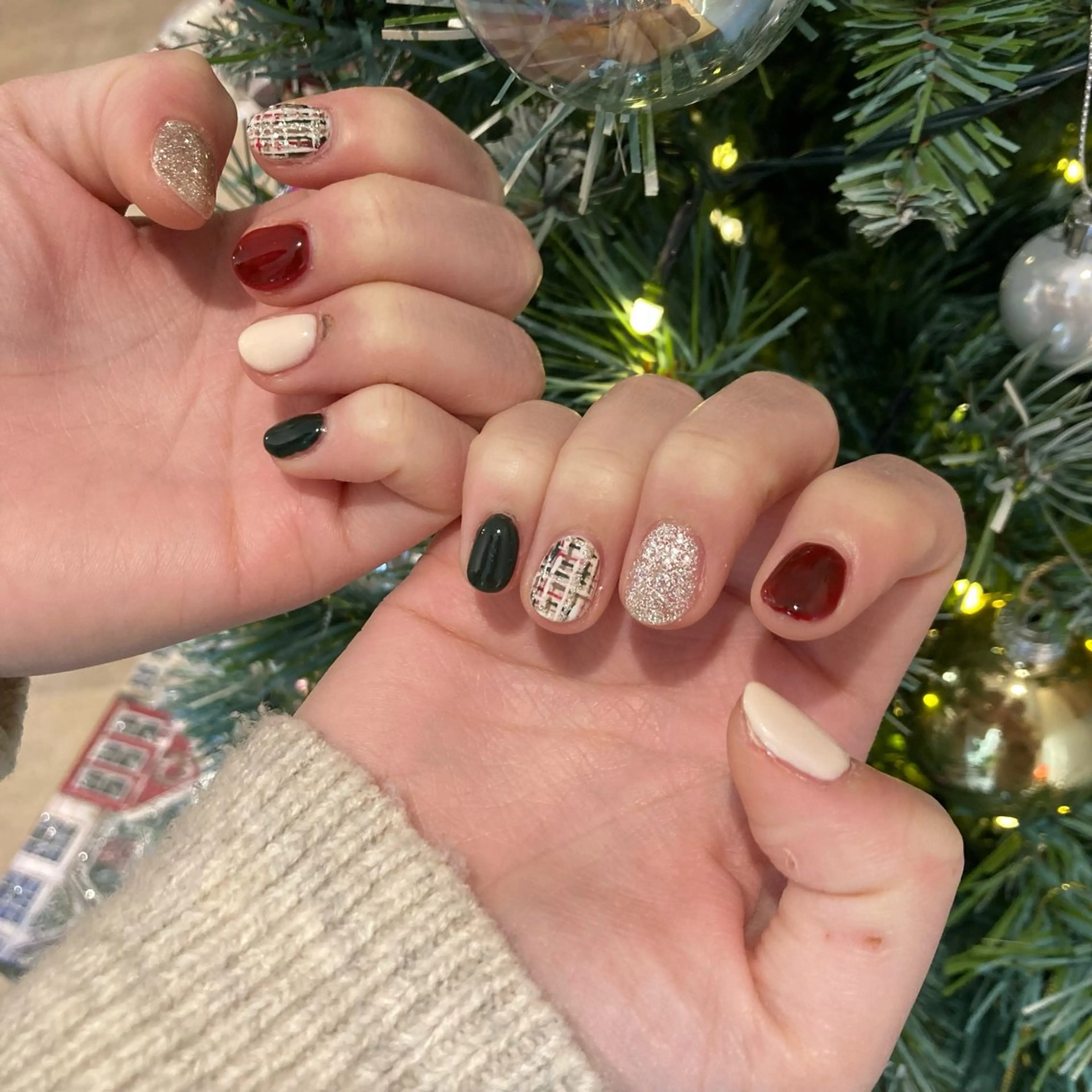 ネイル Aloha  Luana HIKAWASANDOU所属・AlohaLuana 🌺 naoのネイルデザイン