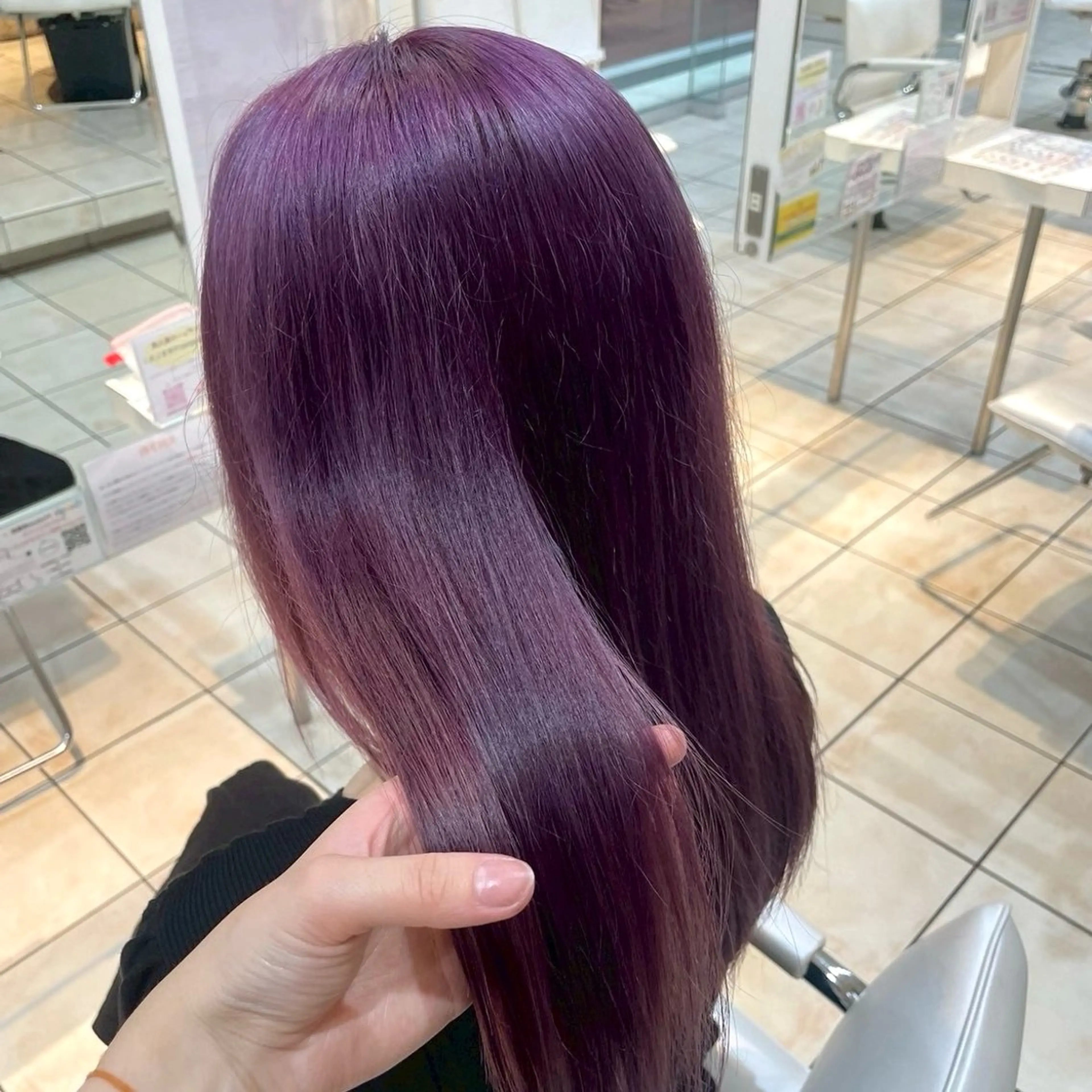 セミロング カラー モデル大募集✂️ 平間千賀のヘアスタイル