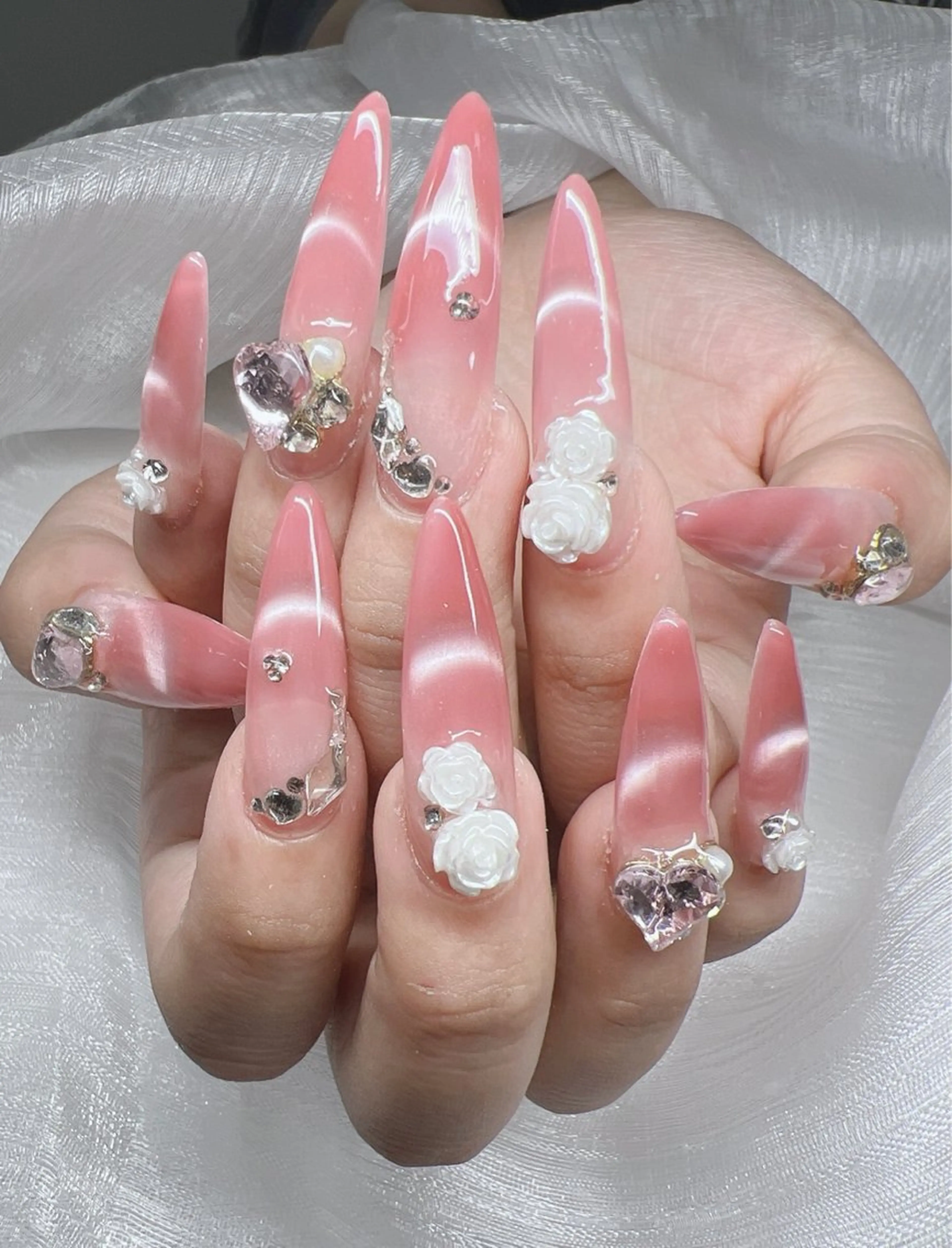 ネイル 長さ出し グラデーション キラキラネイル マグネットネイル ニュアンスネイル ハンドネイル Lee Nails チップ長さだし専門店のネイルデザイン