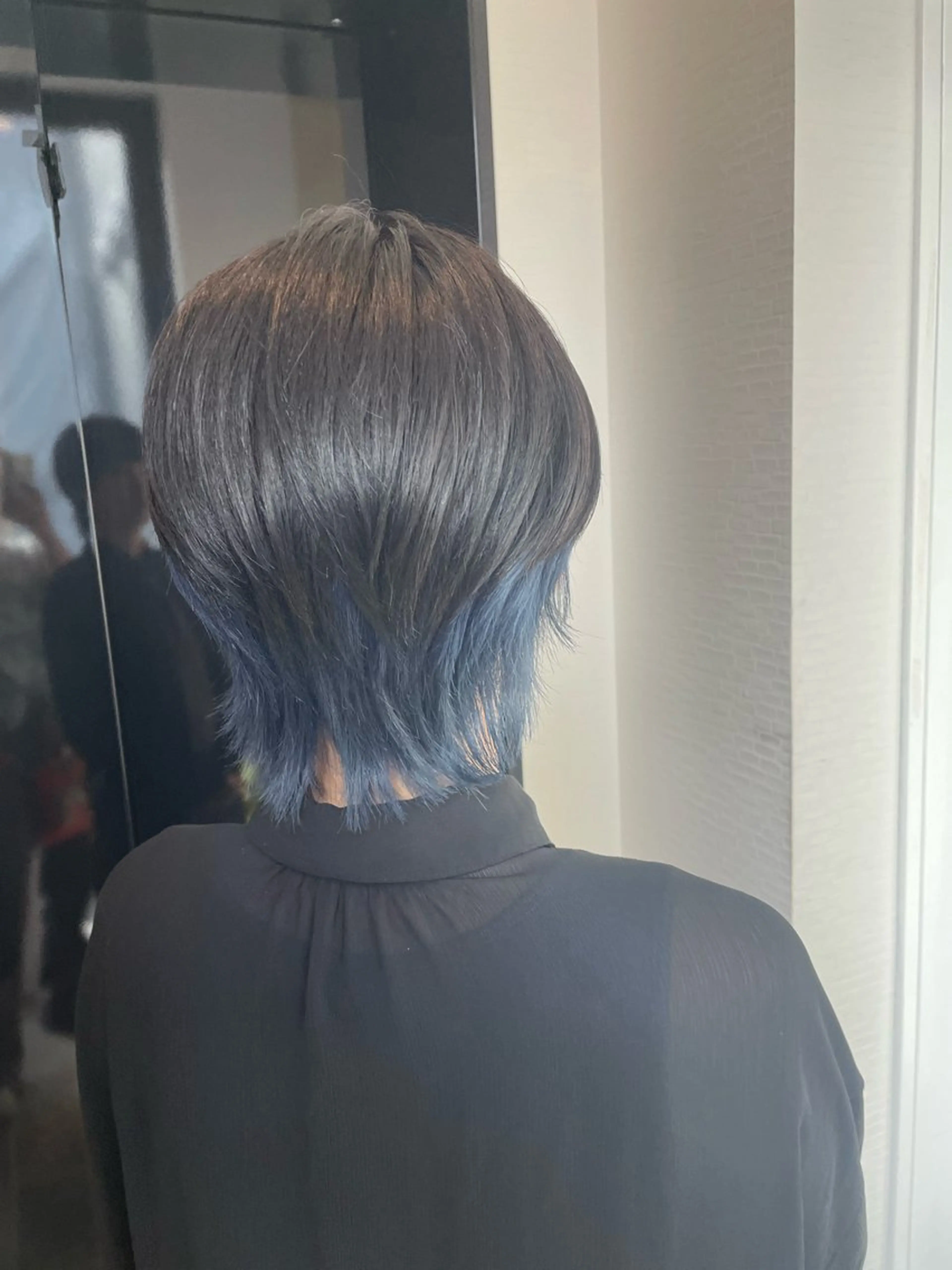ショート カラー アッシュ 黒髪 ブルーカラー カット ヘアカラー トリートメント STAR RIVER所属・YUI/ ブリーチカラー🌷のヘアスタイル