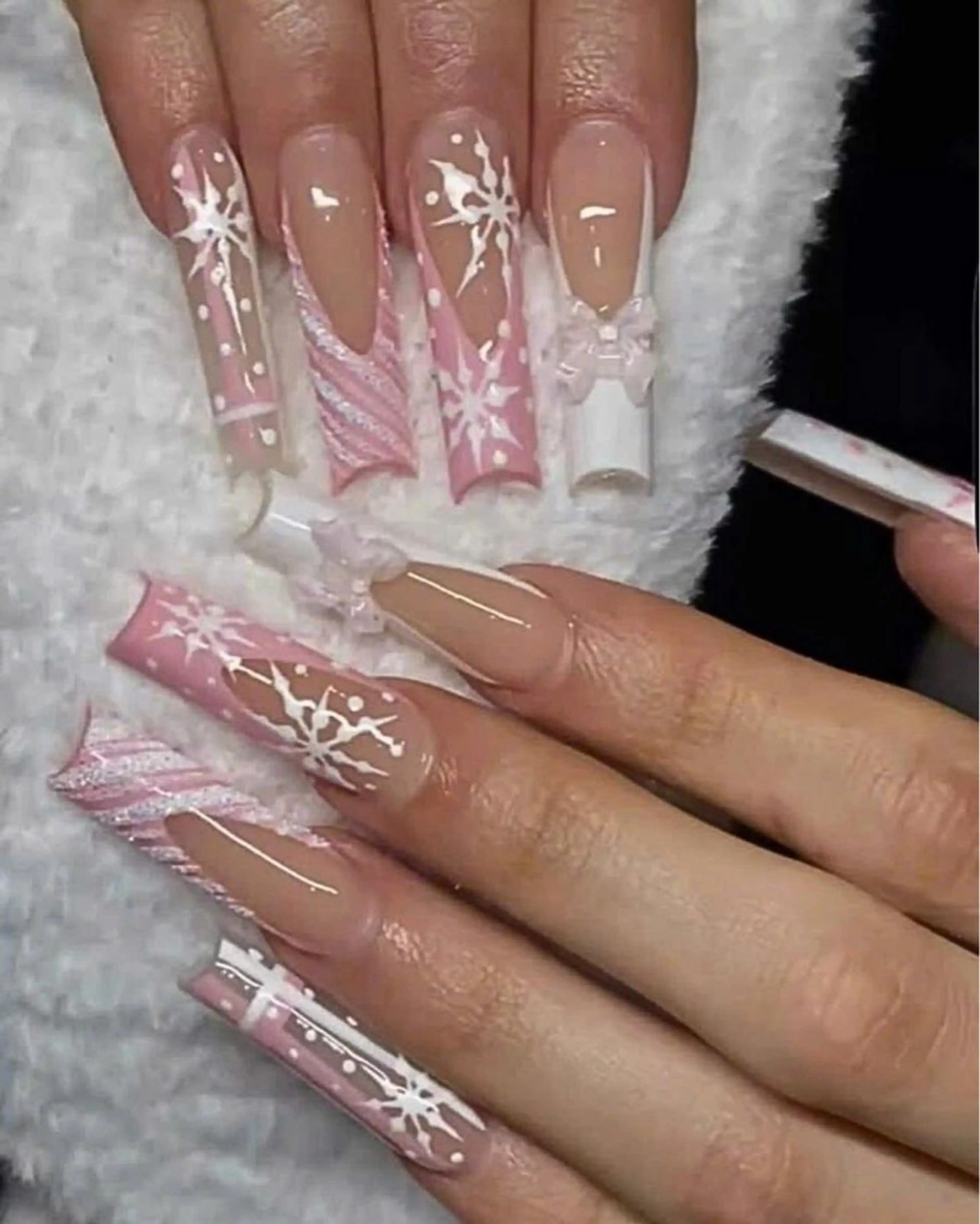 ネイル アートネイル 長さ出し ジェルネイル マグネットネイル ニュアンスネイル ハンドネイル Cloudy Chan Nailのネイルデザイン