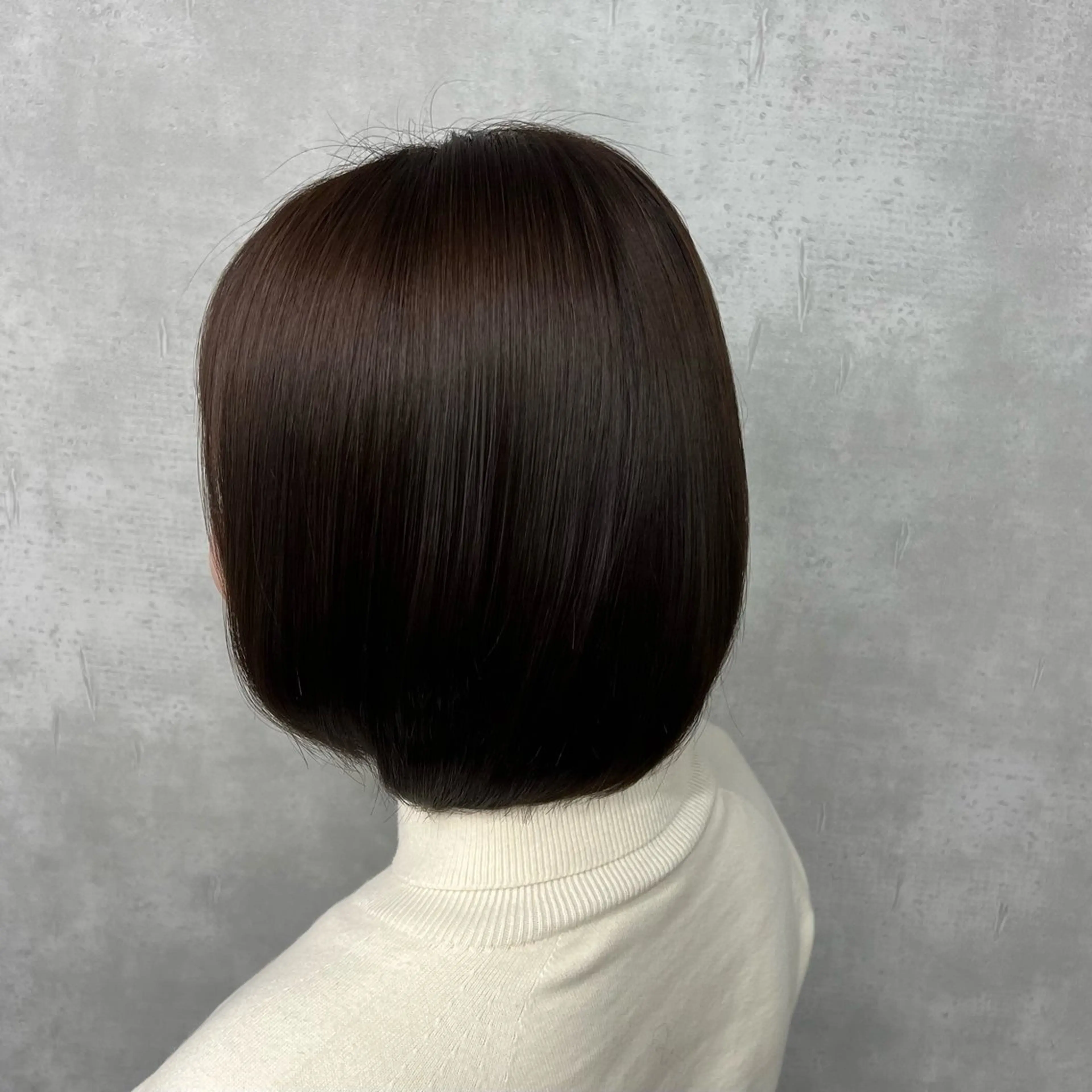ショート カラー アッシュ ラベンダーカラー ラベンダーアッシュ ヘアカラー トリートメント 沖山 友津季のヘアスタイル