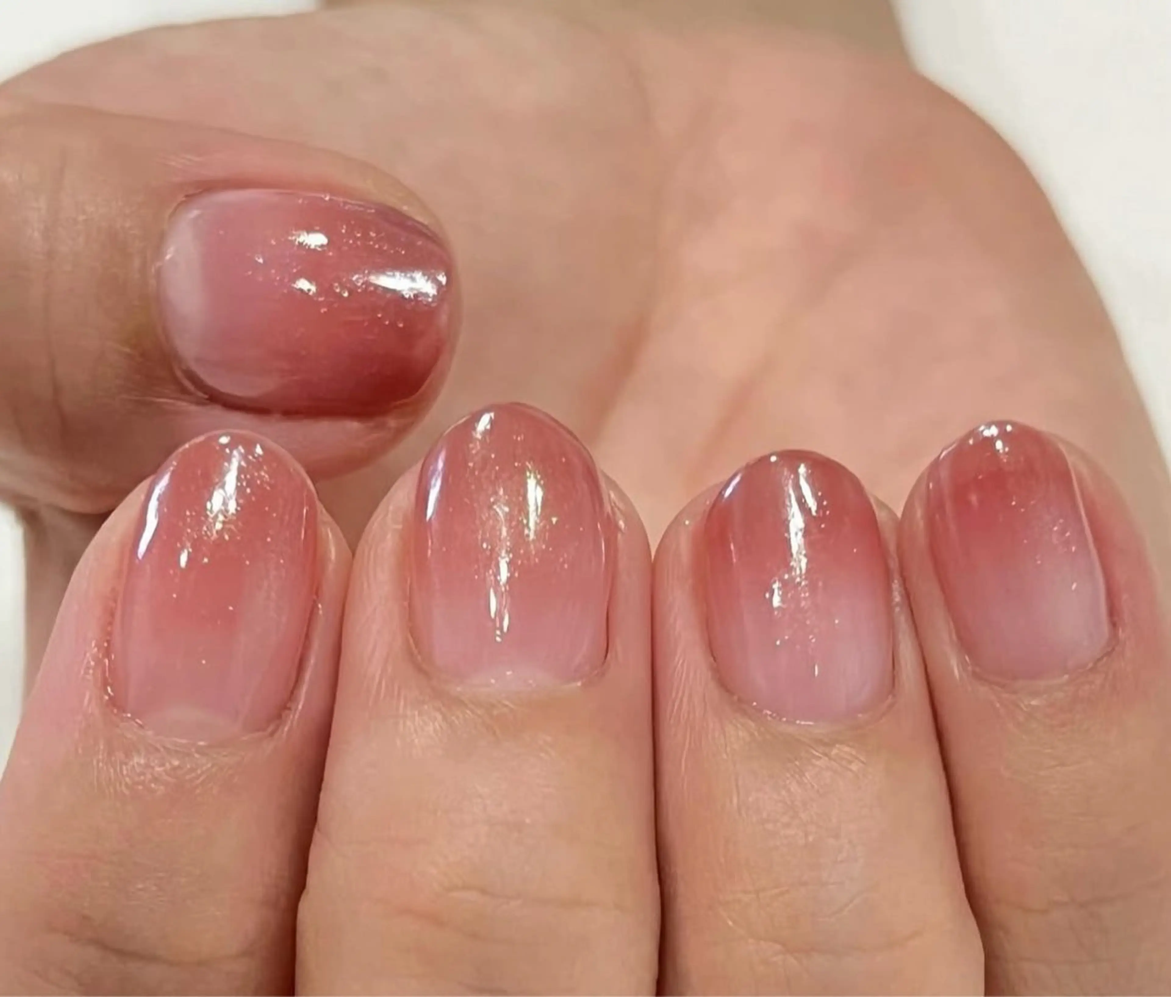 グラデーションネイルの写真