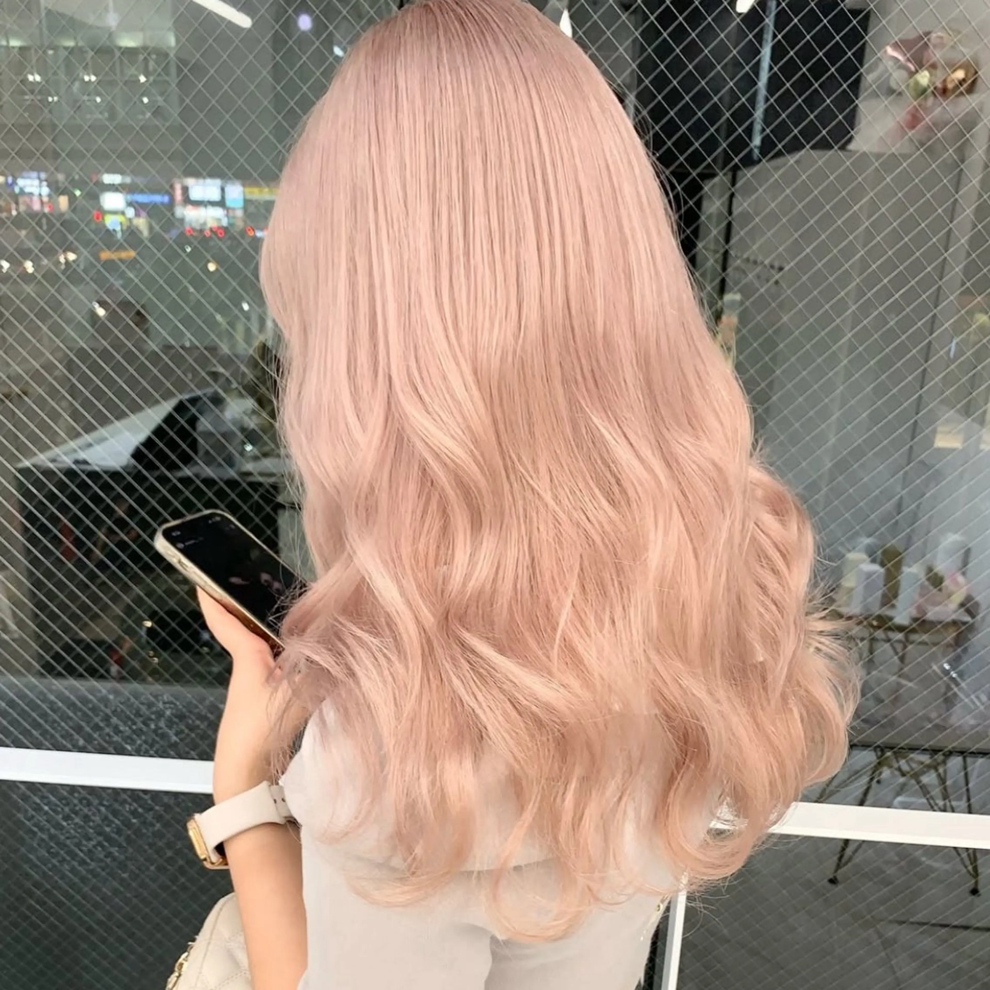 ロング ガーリーハイトーン /uki /渋谷🐰のヘアスタイル