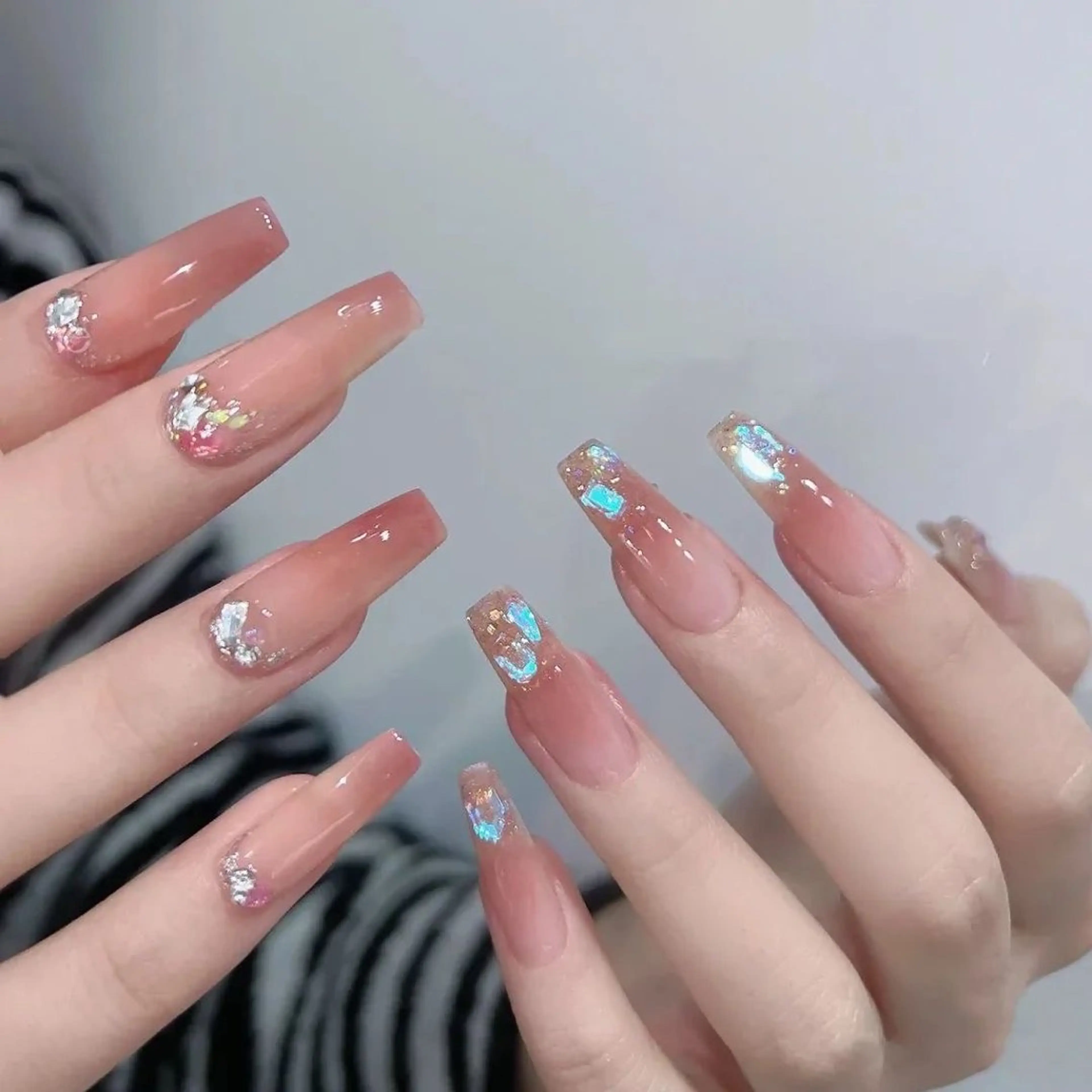 ネイル ハンドネイル Glow Nail スカルプ専門店のネイルデザイン