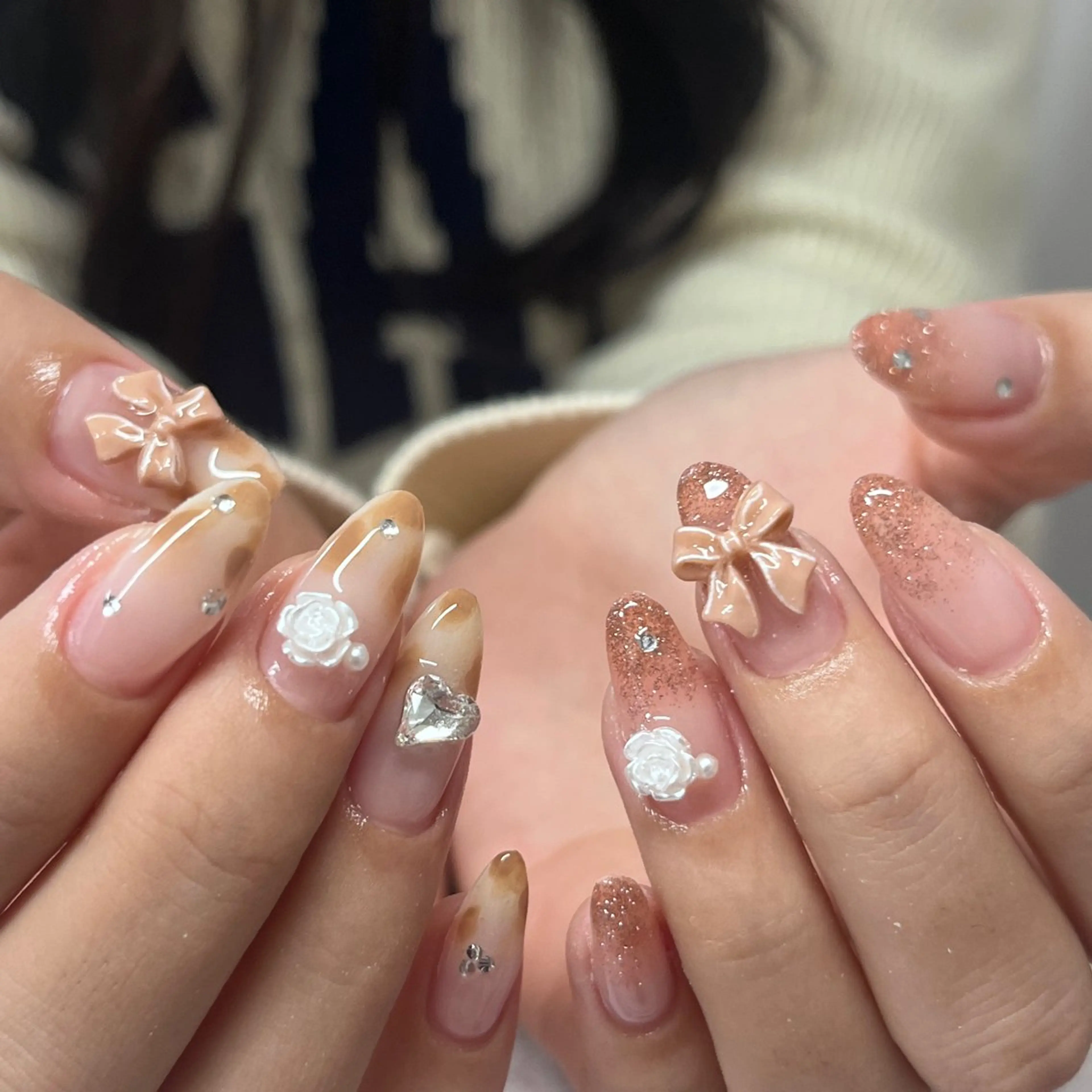 ネイル 持ち込み ニュアンスネイル ハンドネイル はなネイル所属・R_nail xixiのネイルデザイン