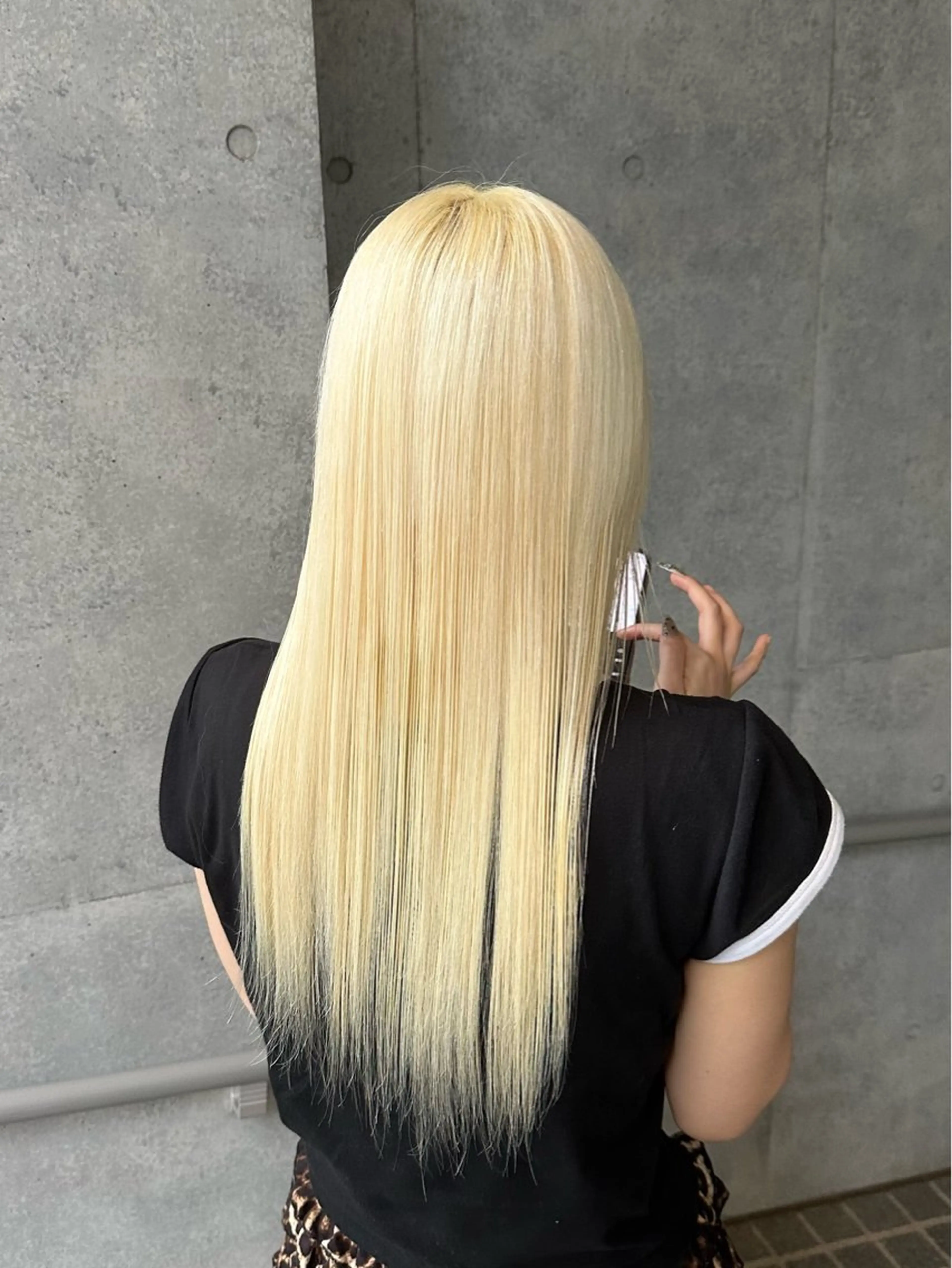 ロング カラー ヘアカラー 垢抜けカラー kira🌛のヘアスタイル