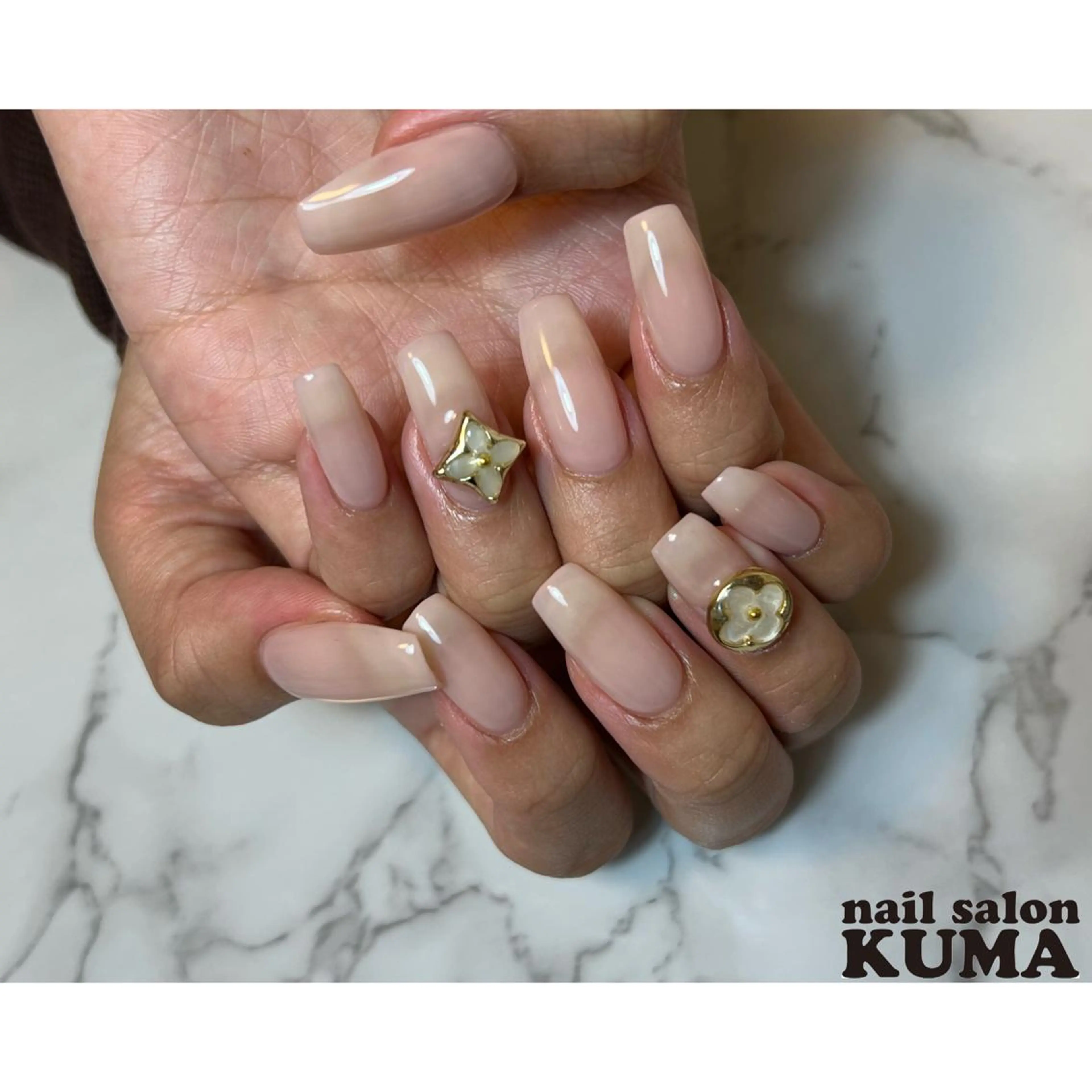 ネイル アートネイル フレンチネイル オフィスネイル シンプルネイル 冬ネイル nailsalon KUMA所属・nailsalon KUMAのネイルデザイン