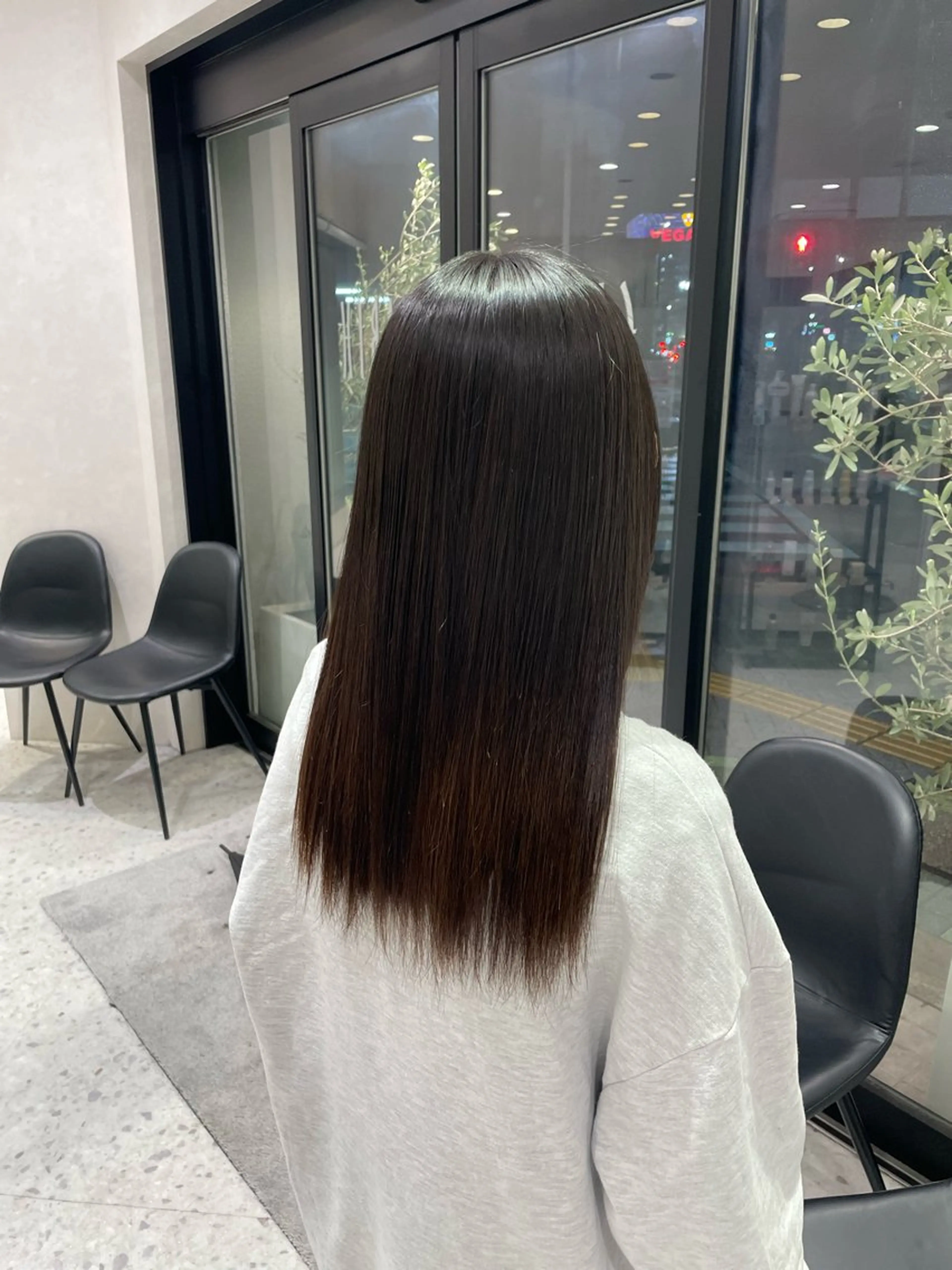 ミディアム 髪質改善 山田 梨央のヘアスタイル
