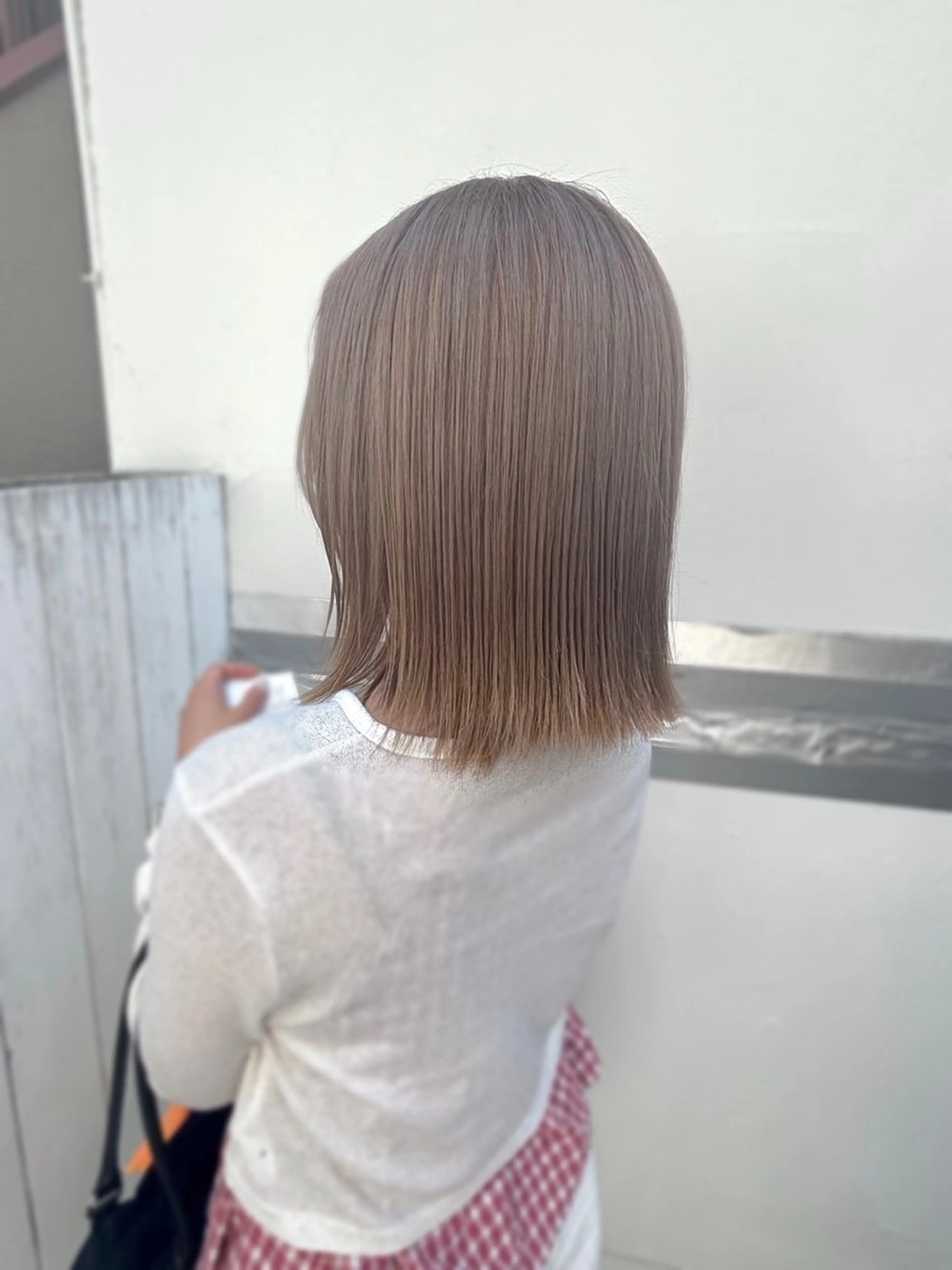 ミディアム カット ヘアカラー トリートメント 髪質改善ストレート/ coiiはしもとはなのヘアスタイル