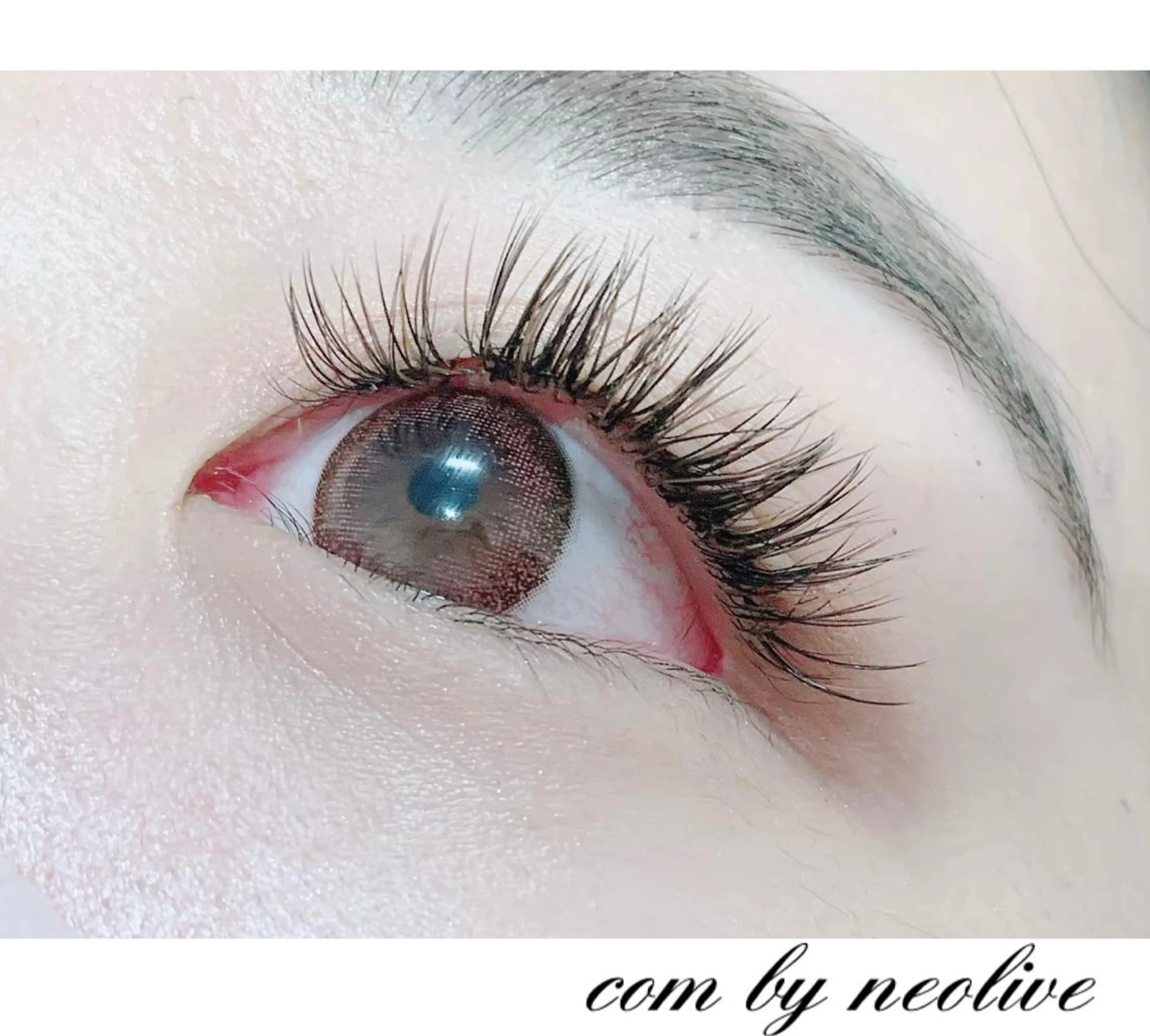 マツエク・マツパ バインドロック カラーマツエク キュート Jカール 池袋駅韓国風🇰🇷 束感💗Tomoのマツエク・マツパデザイン