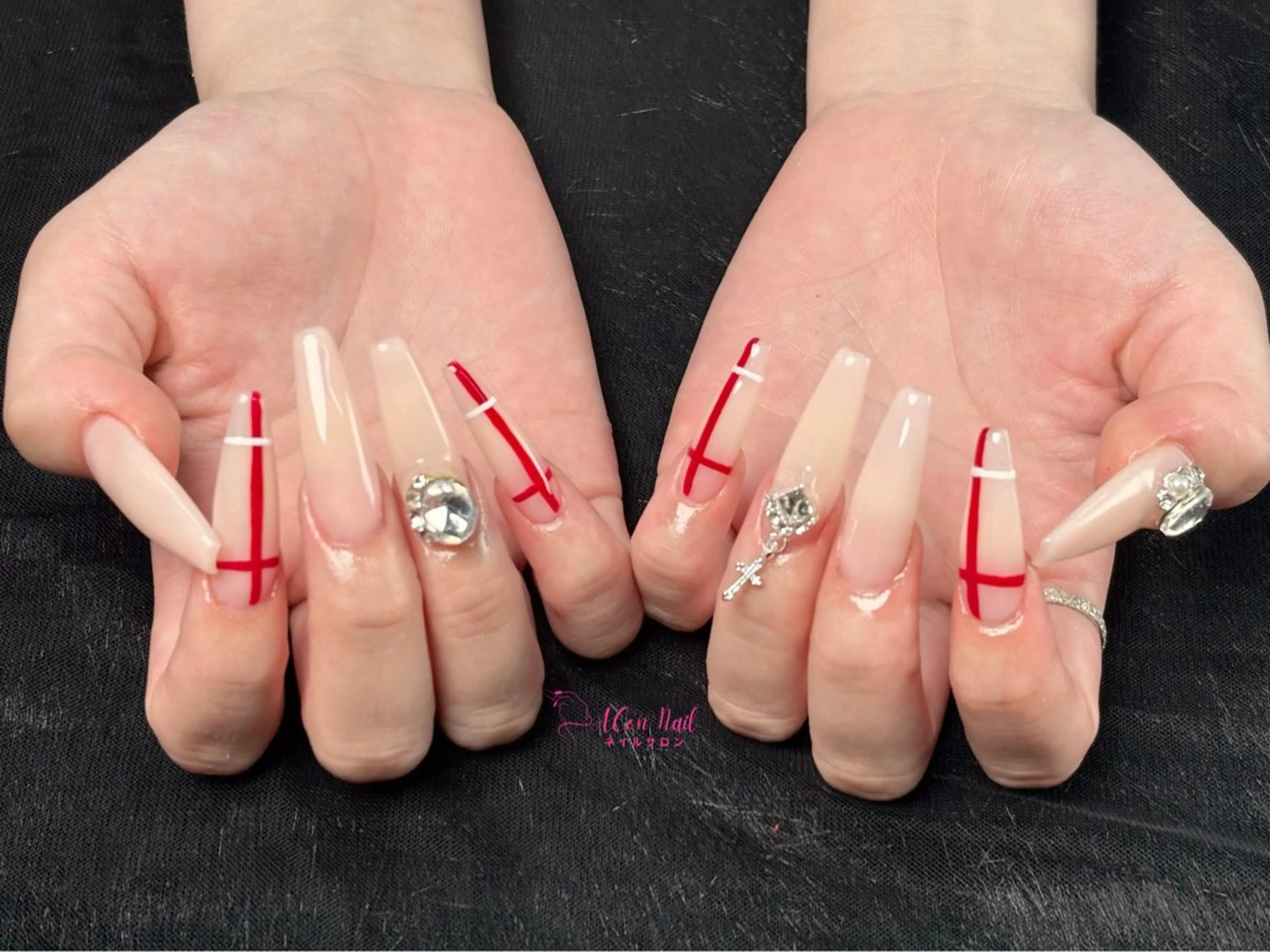 ネイル 桜ネイル 長さ出し フラワーネイル フレンチネイル ジェルネイル ハンドネイル AConNailSalon所属・ACon NailSalonのネイルデザイン