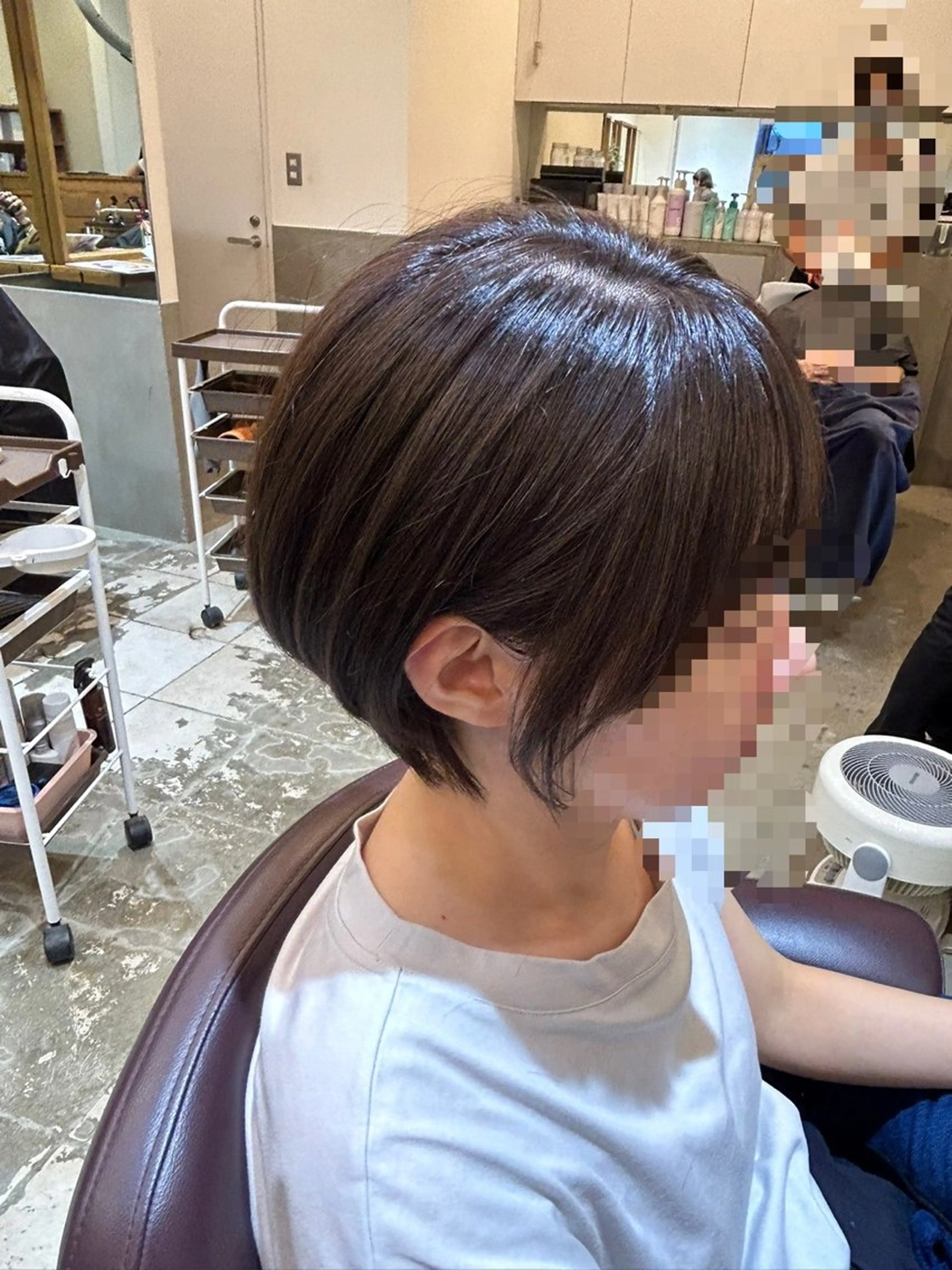 ショート カット 若狭 彩花のヘアスタイル