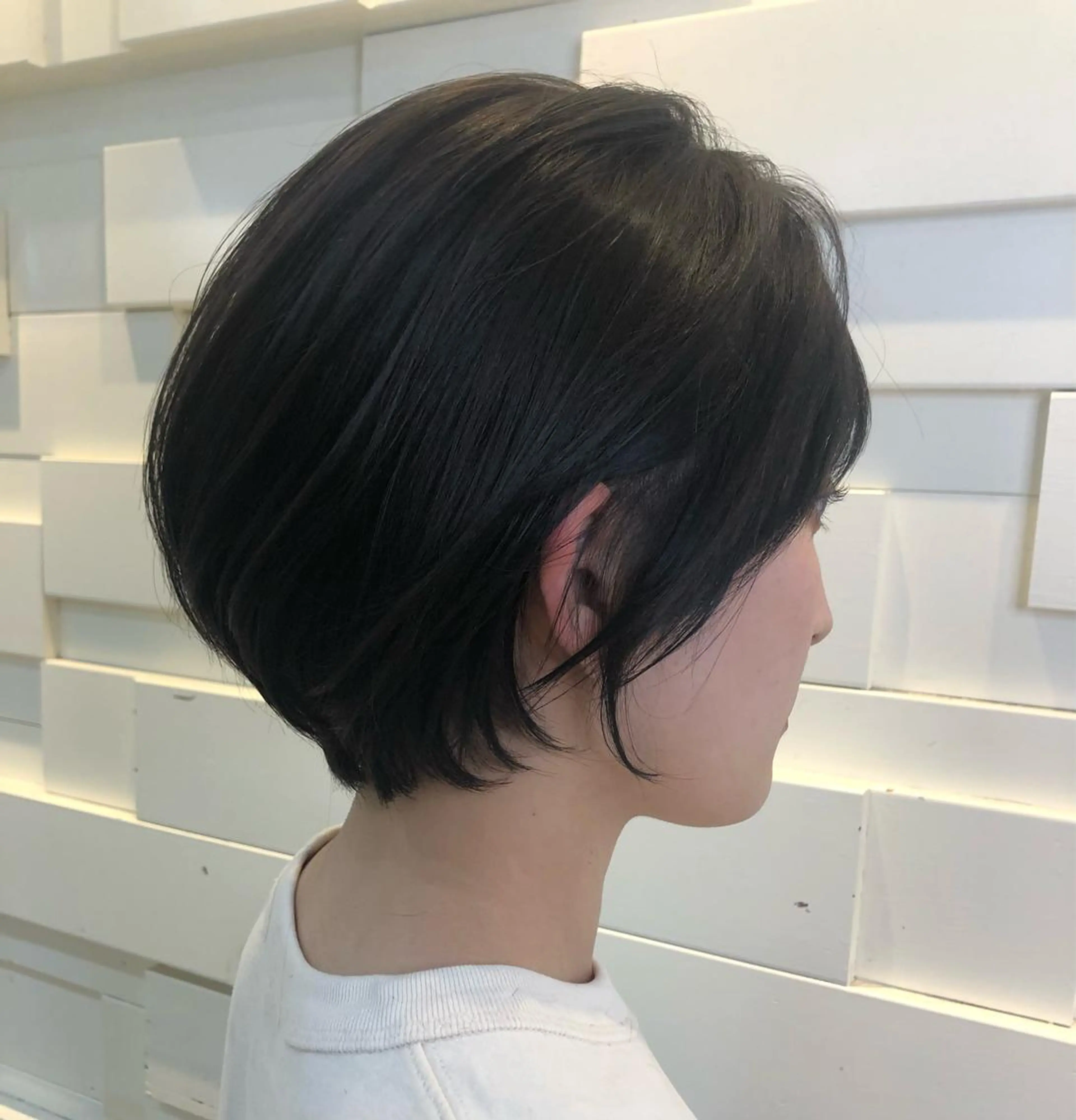 ショート カラー 黒髪 ネイビーカラー POCKET いわき店所属・Pocketいわき 深谷 智花のヘアスタイル