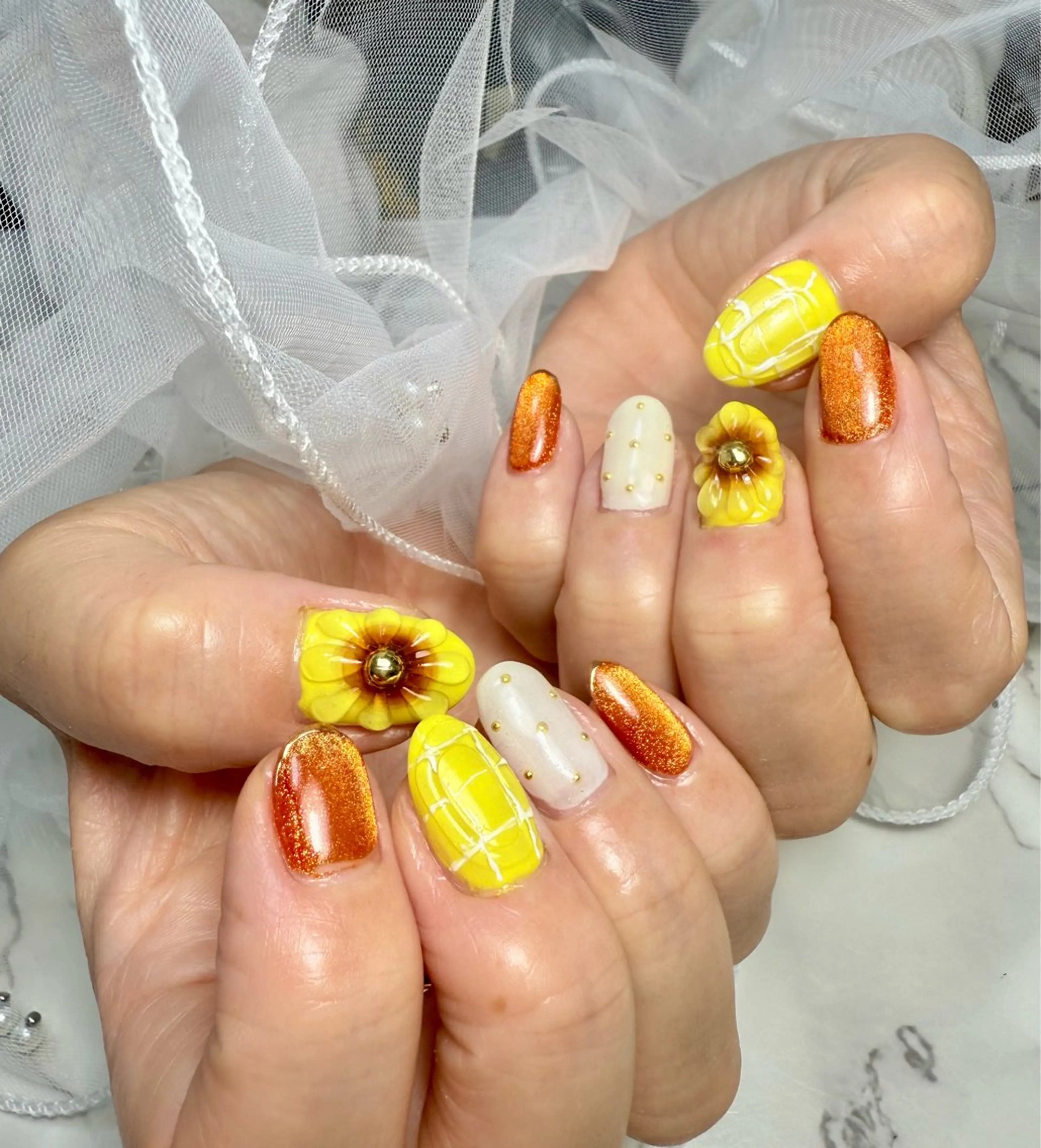 ネイル アートネイル チークネイル フレンチネイル 氷ネイル・うるうるネイル キラキラネイル M.N_ nailのネイルデザイン