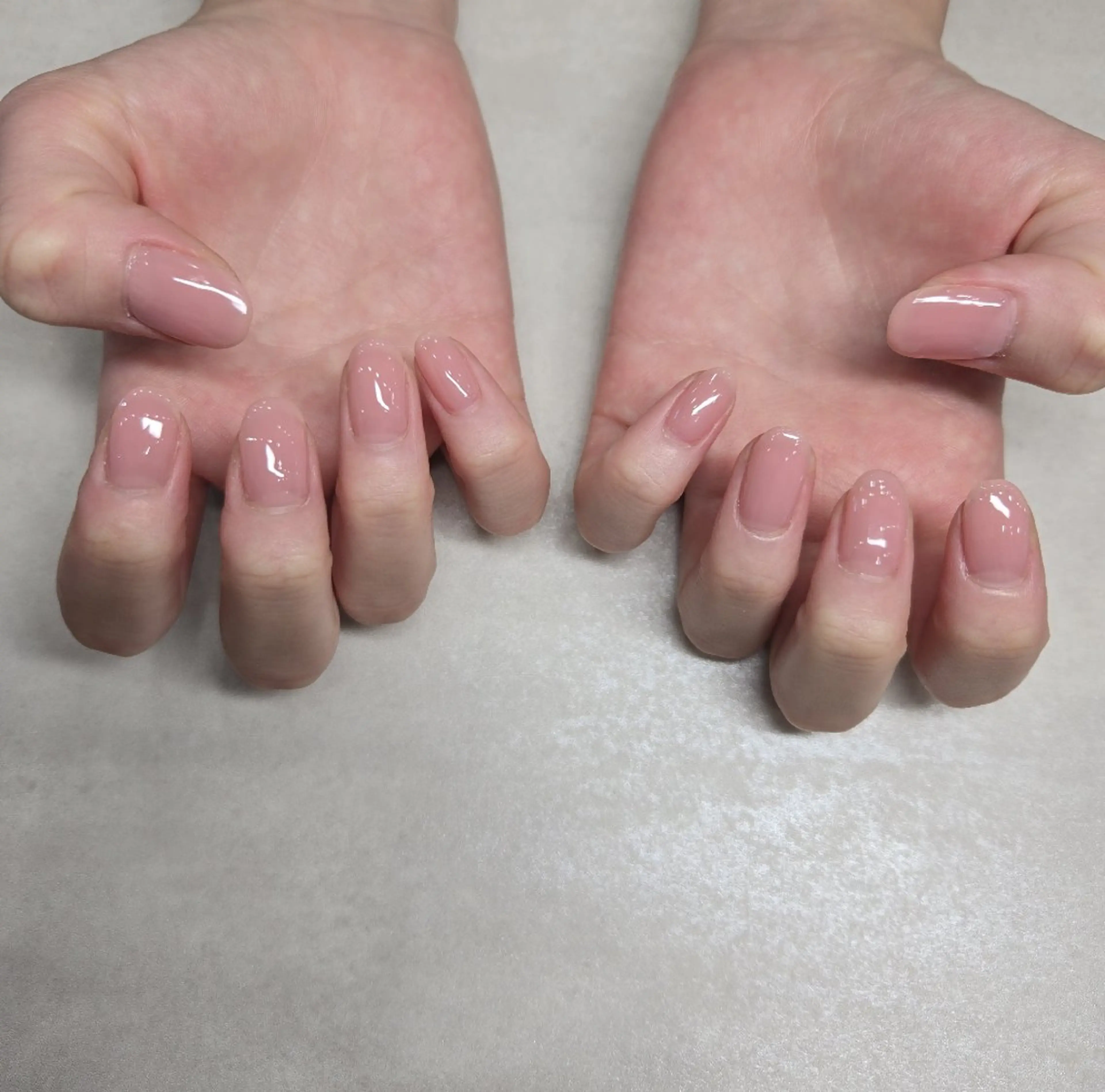 ネイル ワンカラーネイル ハンドネイル 畑田 愛芽のネイルデザイン