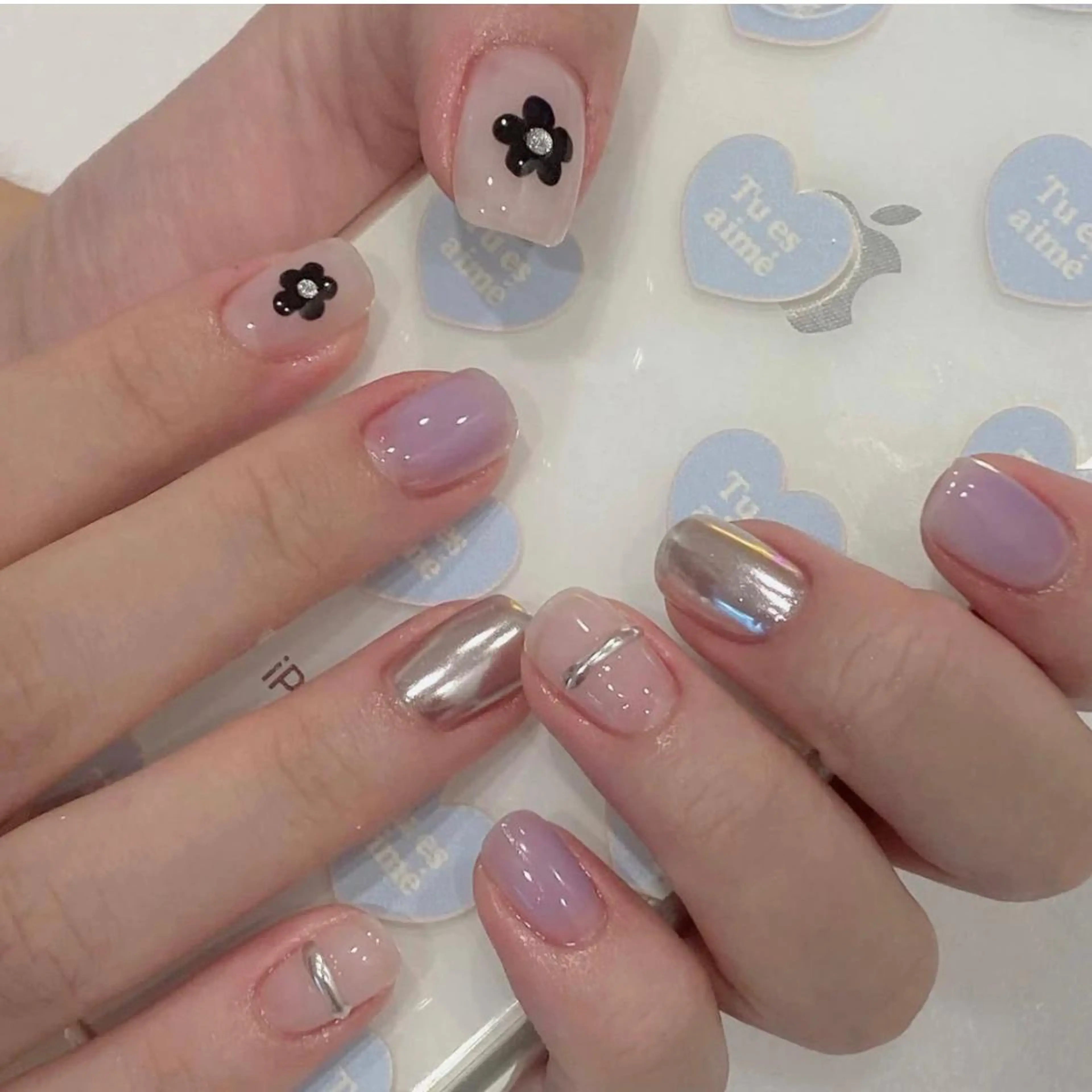 ネイル Queens みなみのネイルデザイン