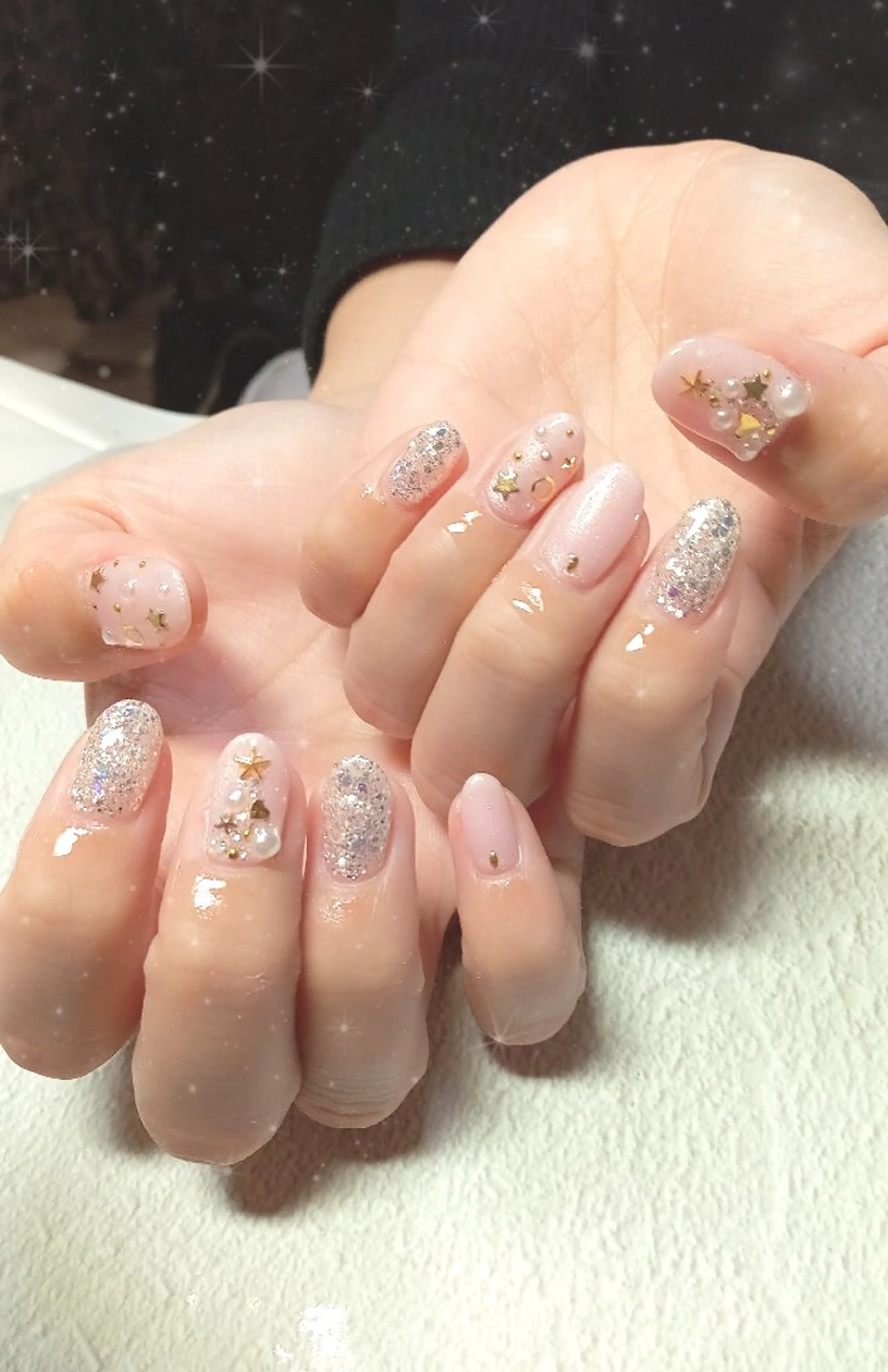 ネイル ジェルネイル キラキラネイル 持ち込み パラジェル 赤色 ハンドネイル flure de neige yukiのネイルデザイン