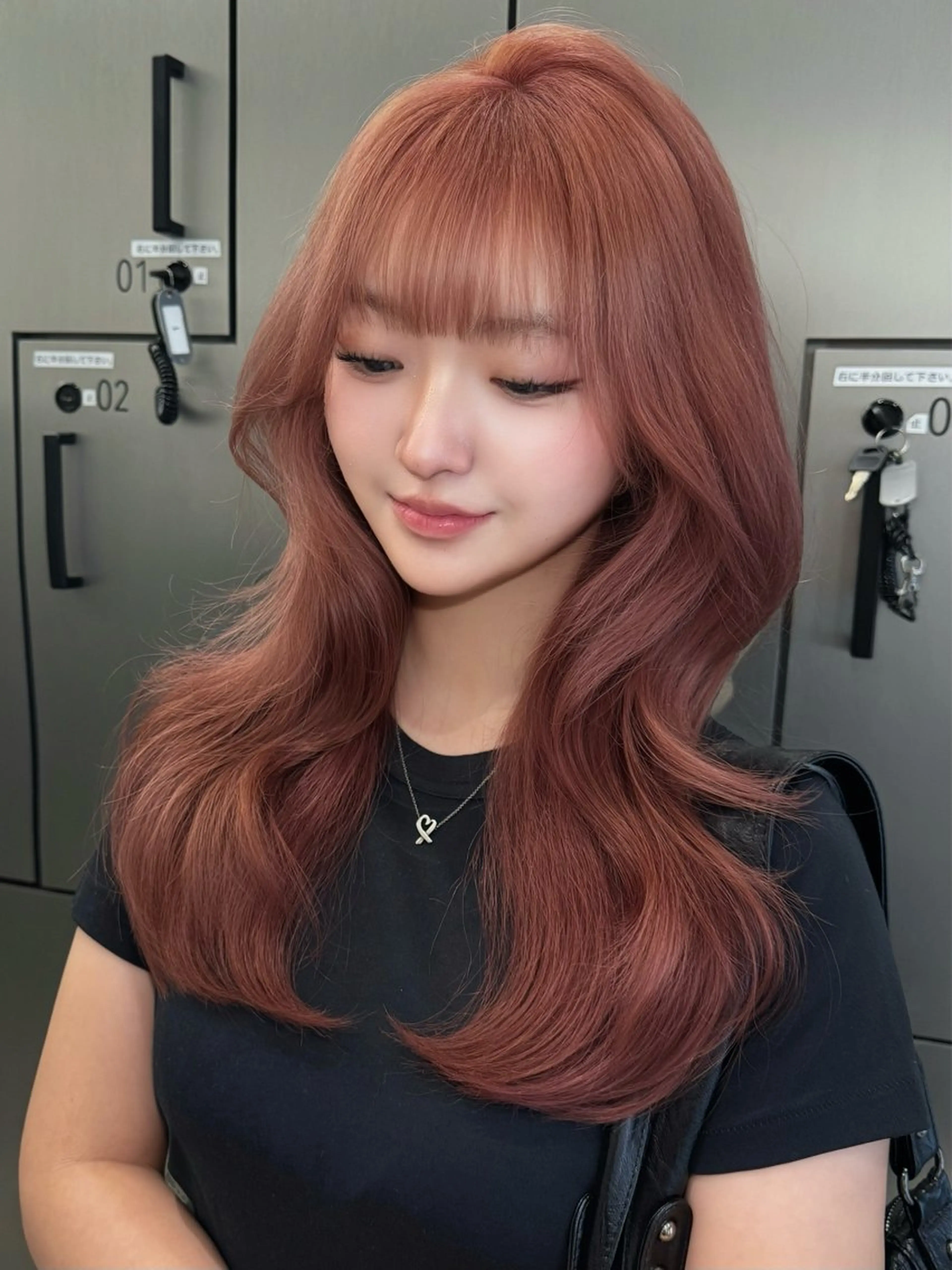 カラー ヘアカラー 𝐥𝐚𝐲𝐞𝐫 韓⛓️ハイトーンのヘアスタイル