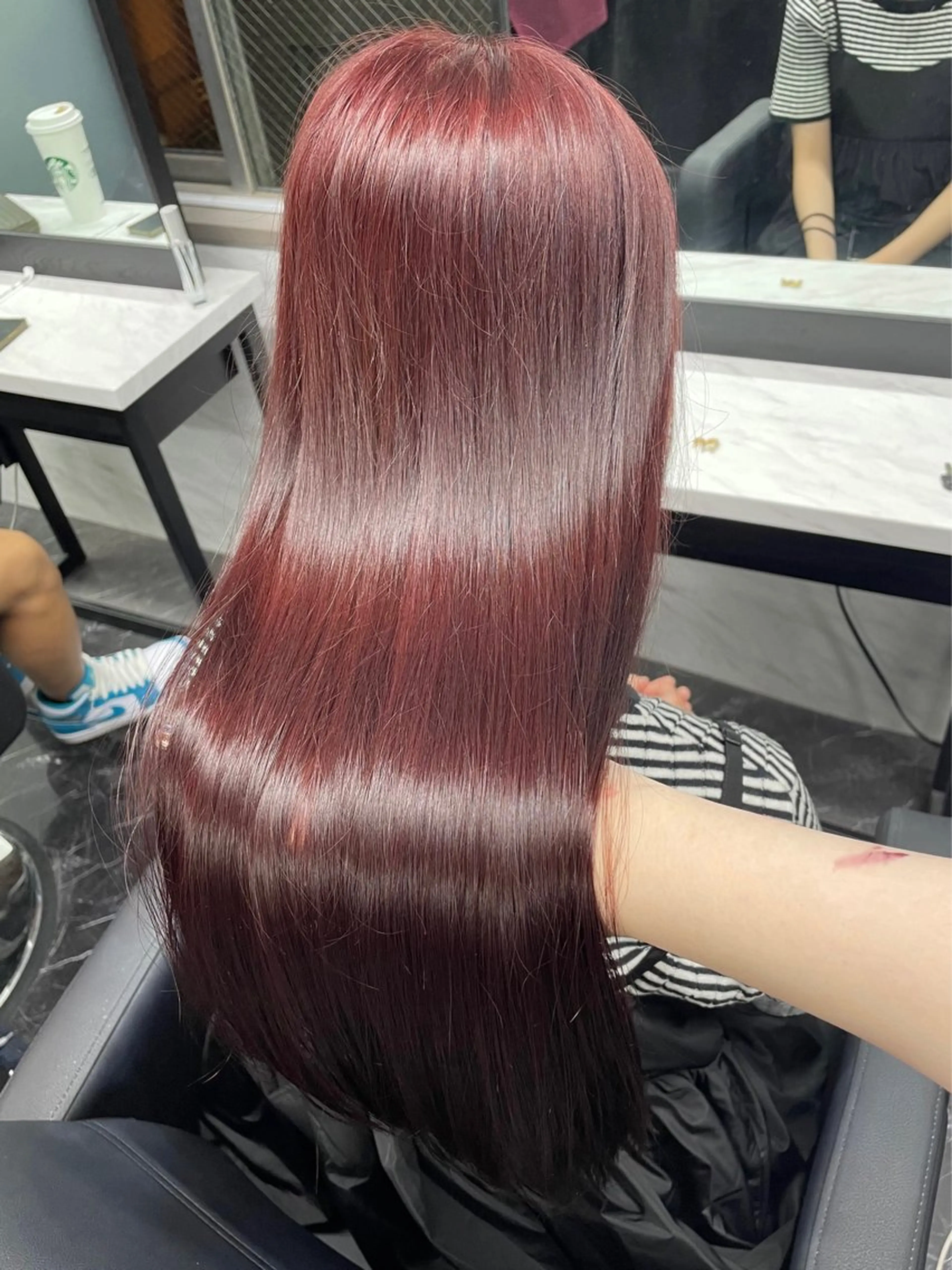 ロング カラー ブリーチ ダブルカラー ブリーチなしカラー レッドカラー カット ヘアカラー トリートメント Ria OSAKA　梅田所属・マリカ🦋韓国 ハイトーン/エクステのヘアスタイル