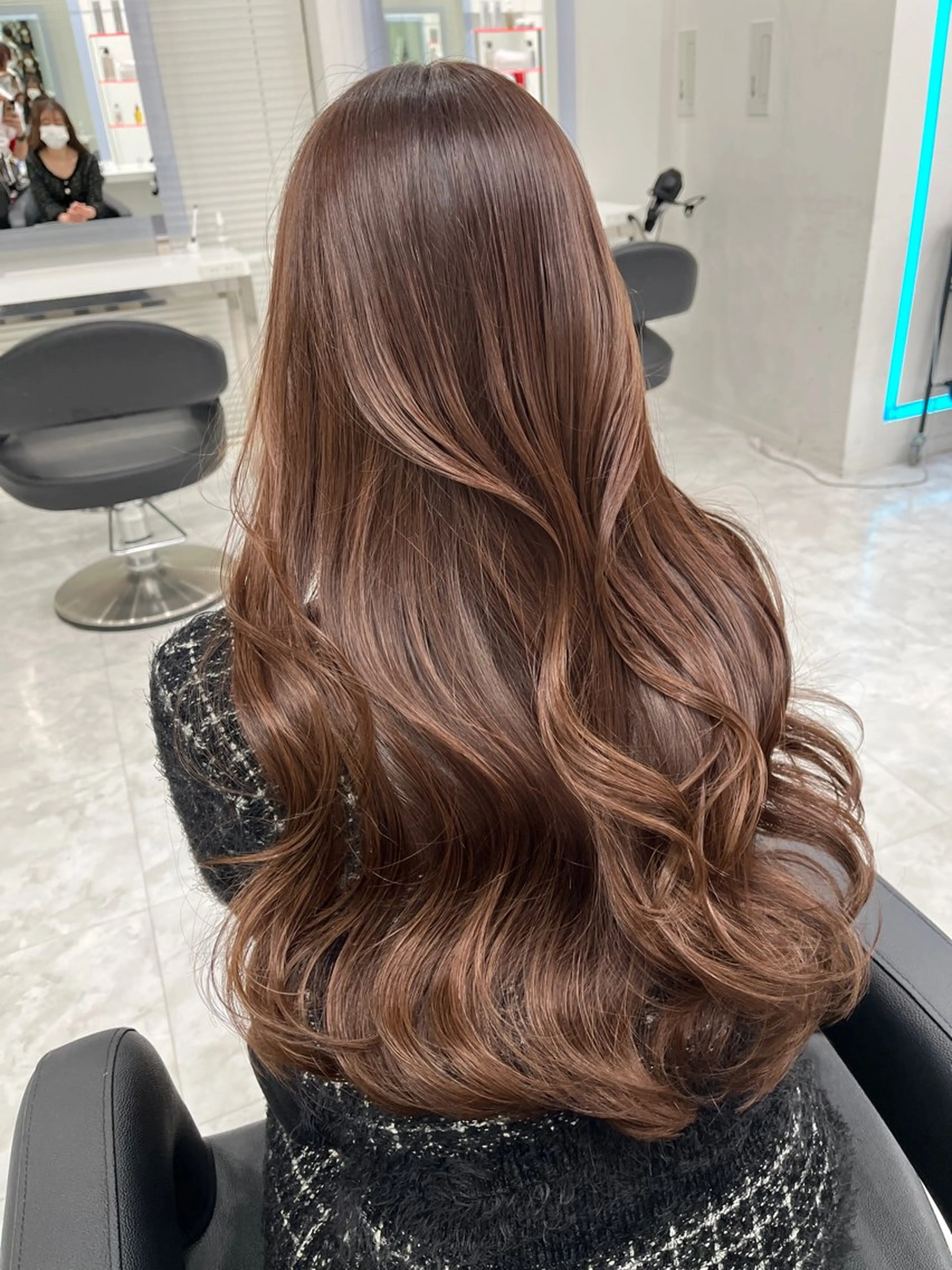 ロング カラー ヘアカラー トリートメント ヘッドスパ ヘアセット 💖透け感ベージュ KOTA💖のヘアスタイル