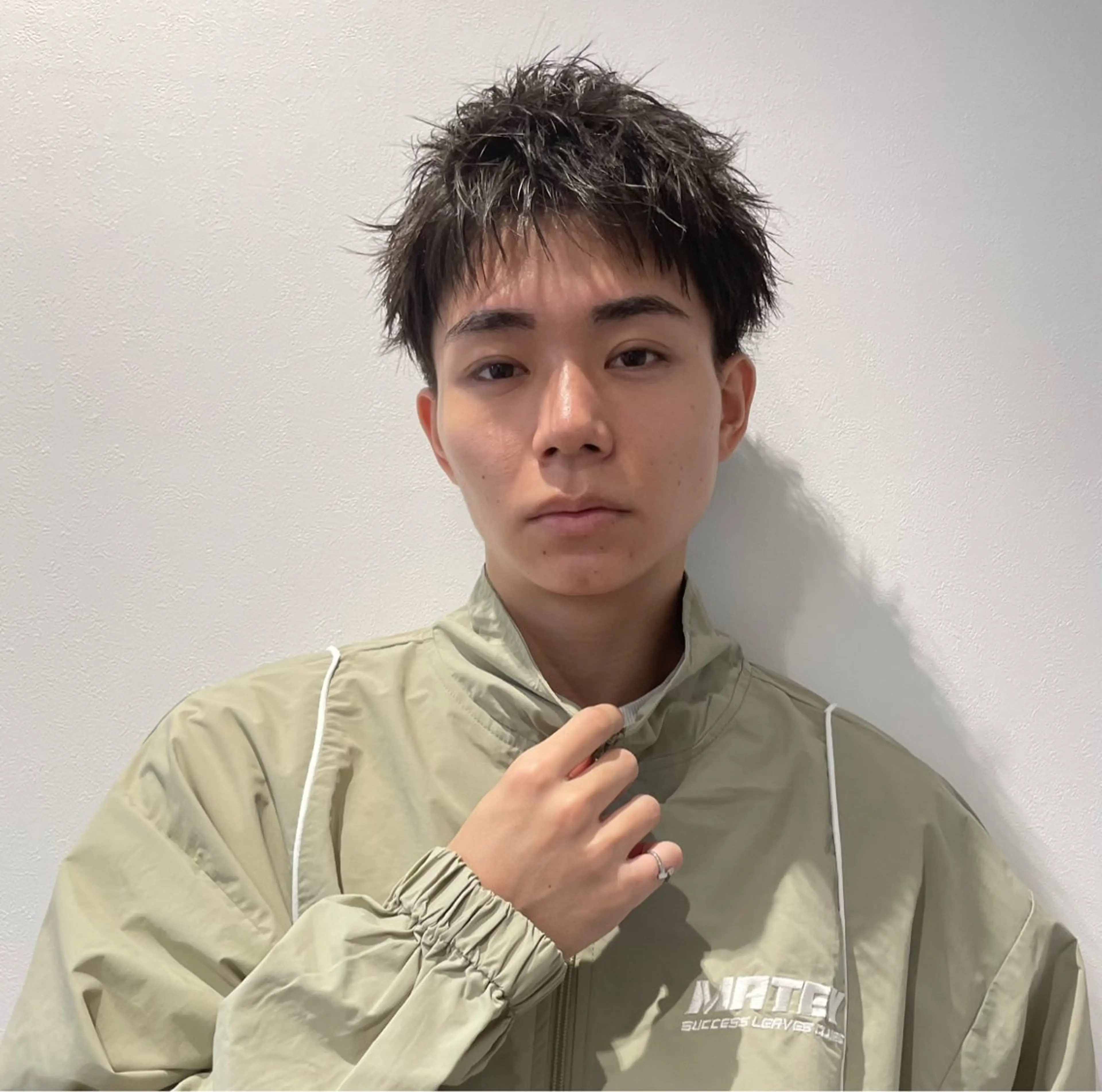 メンズ スパイキーショート メンズカット・ パーマhanaのヘアスタイル