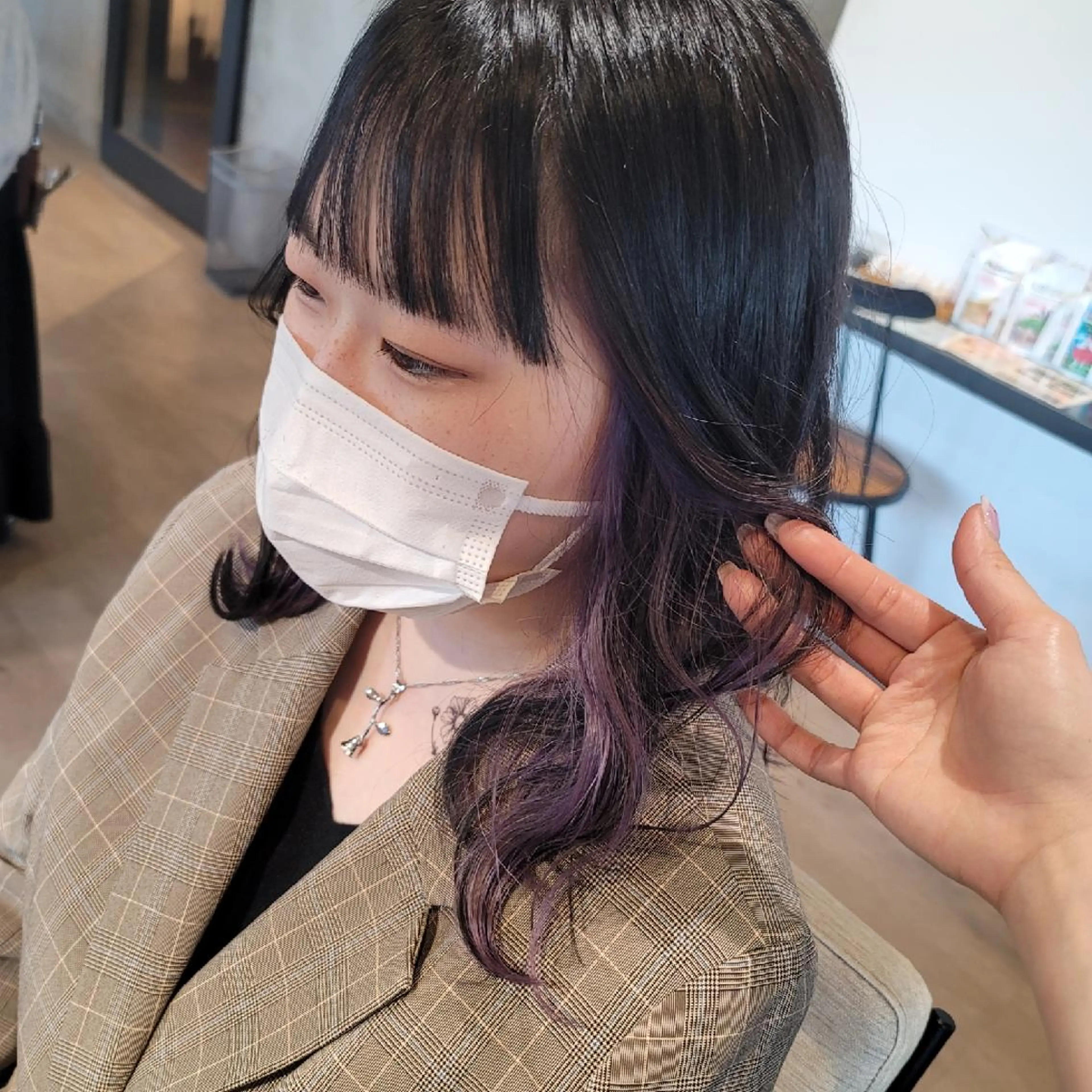 セミロング カラー ヘアカラー 🐬似合わせ🦈 佐々田 桜江のヘアスタイル