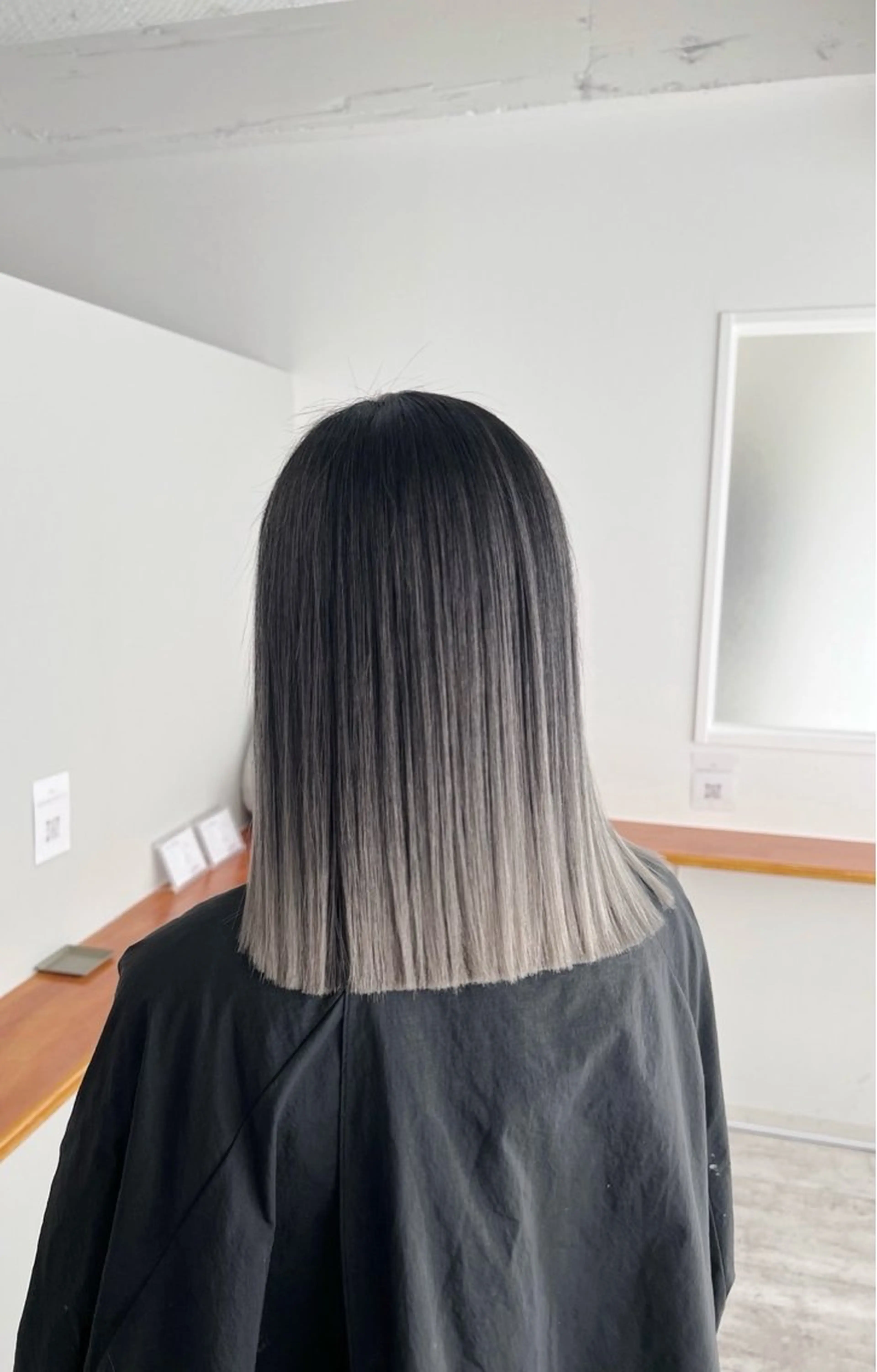 ミディアム カラー バレイヤージュ グレージュ レイヤーカット カット ヘアカラー トリートメント ate.心斎橋店所属・指名数No.1 /NAOYAのヘアスタイル