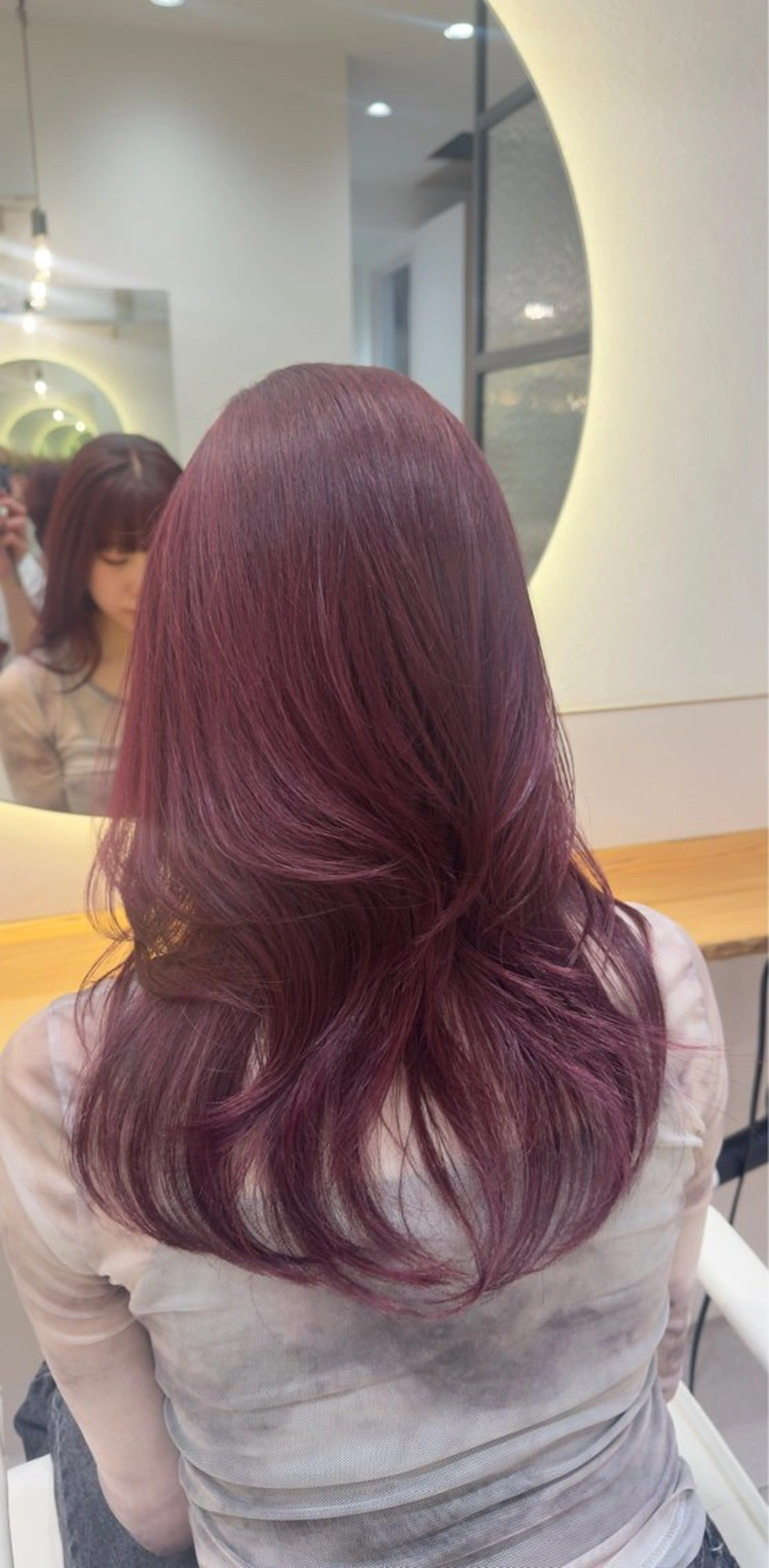 ロング カラー ベージュカラー ブリーチ カット ヘアカラー トリートメント 韓国/ワンホン/新宿 レイヤー/リョウヤのヘアスタイル