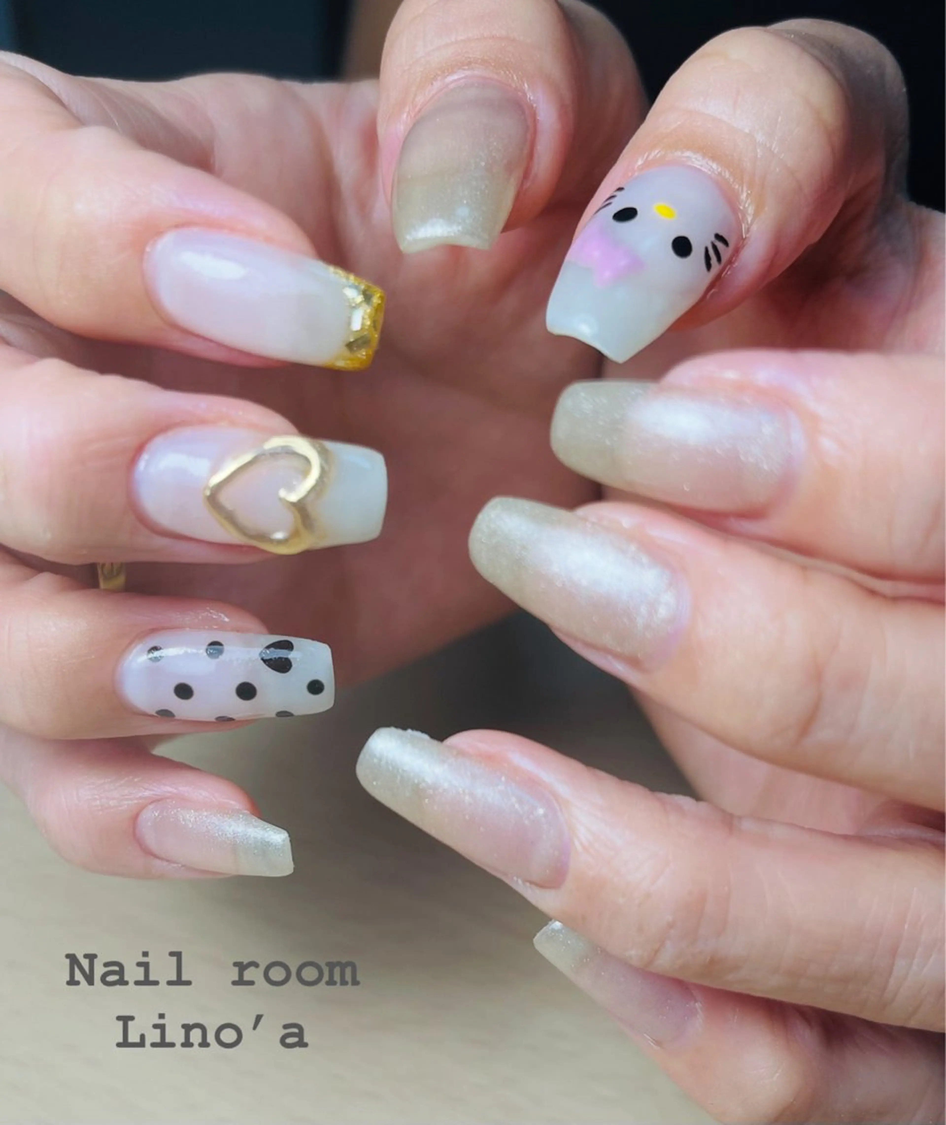 ネイル ドット Nail room Lino’aのネイルデザイン