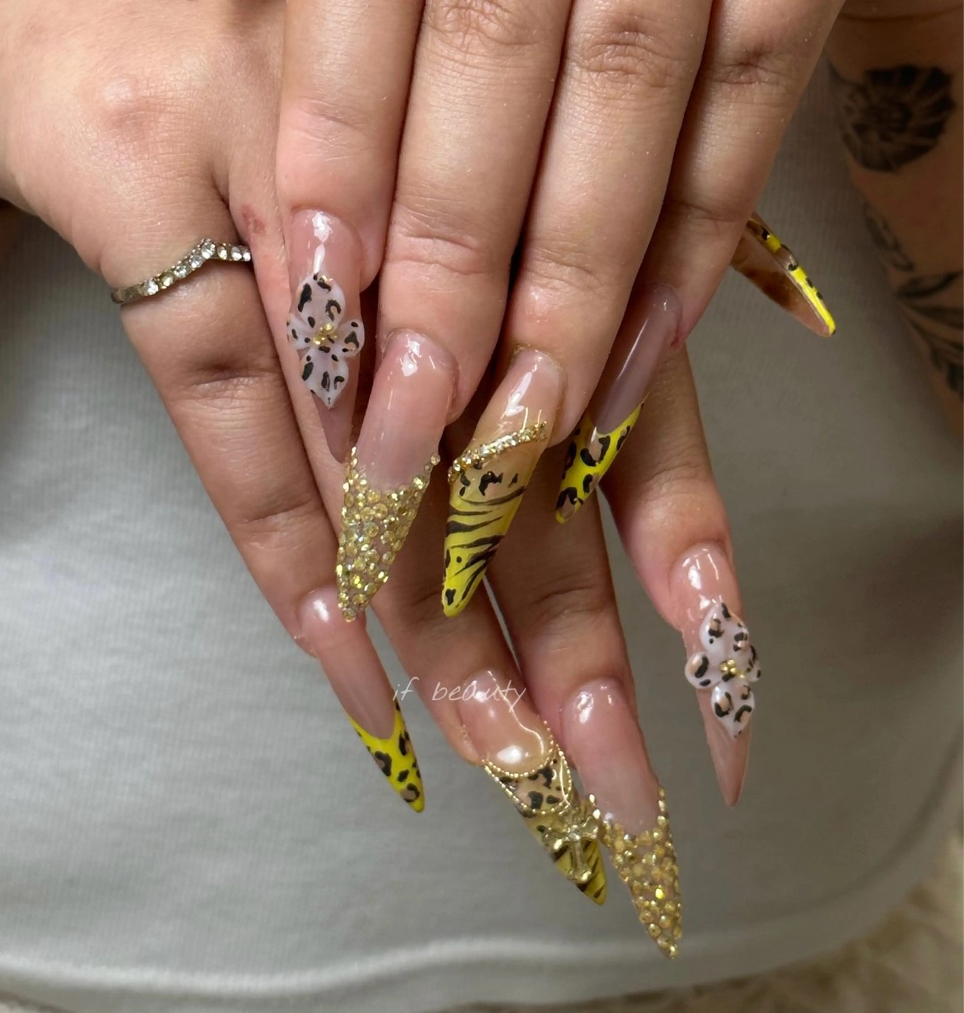 ネイル アートネイル ジェルネイル グラデーション パラジェル ワンホンネイル ハンドネイル if Hair＆Nail Salon所属・IKA /海外ネイル /個性派/ワンホンのネイルデザイン