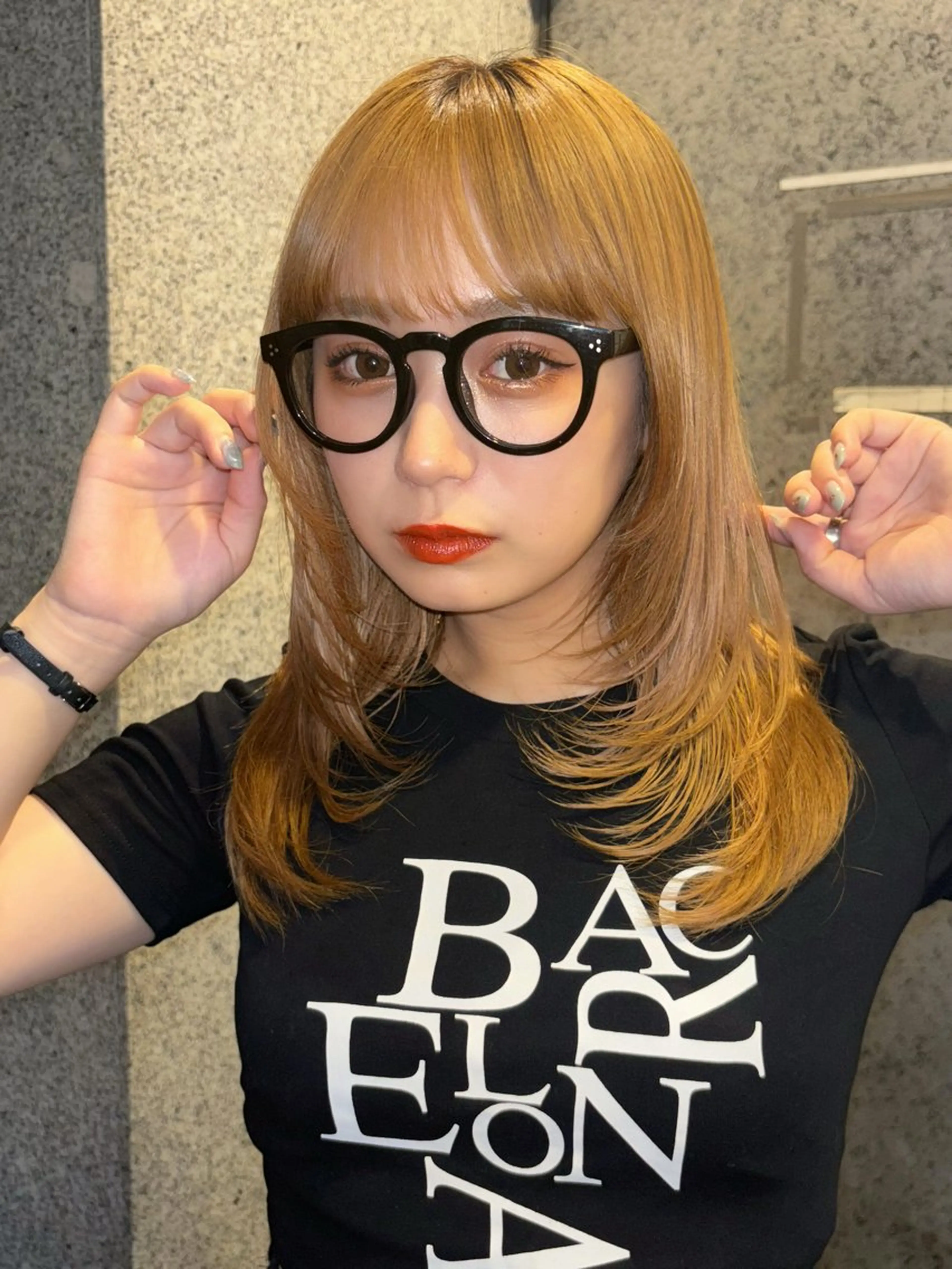 ミディアム 耳つぼ屋さん ‎🤍りりのヘアスタイル